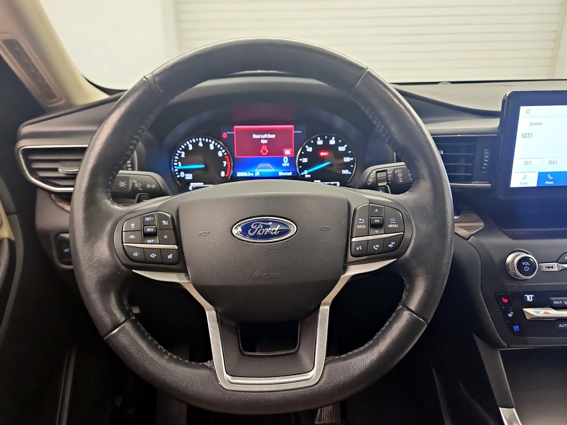 Thumbnail: 2020 Ford Explorer - 10