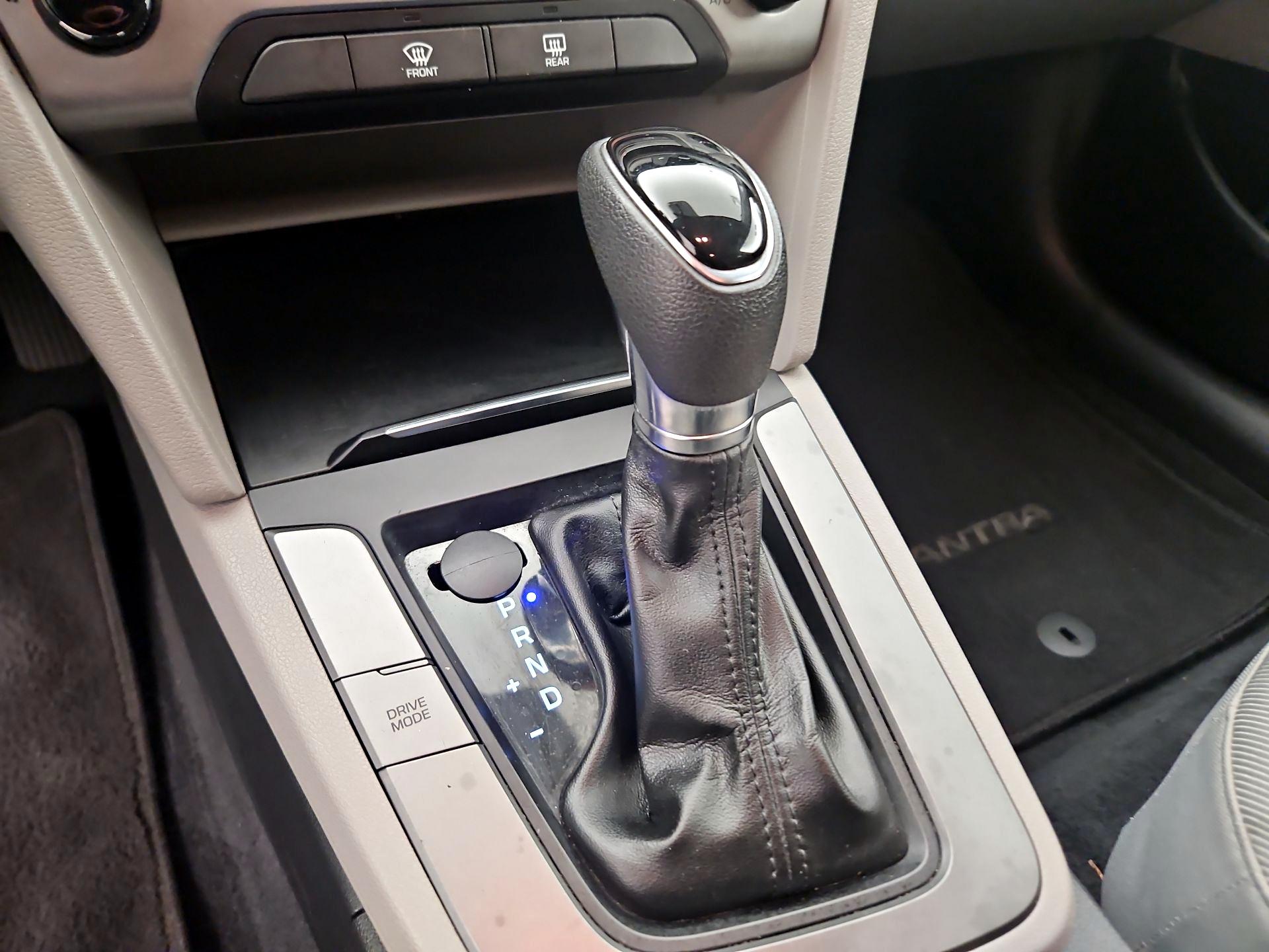 Thumbnail: 2017 Hyundai Elantra - 17