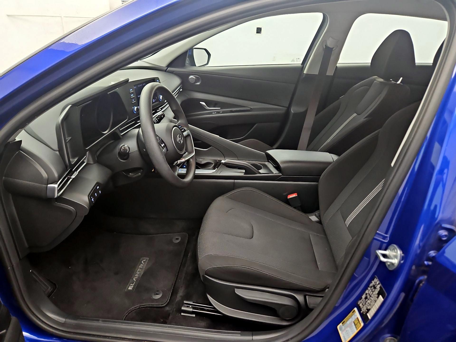 Thumbnail: 2023 Hyundai Elantra - 11