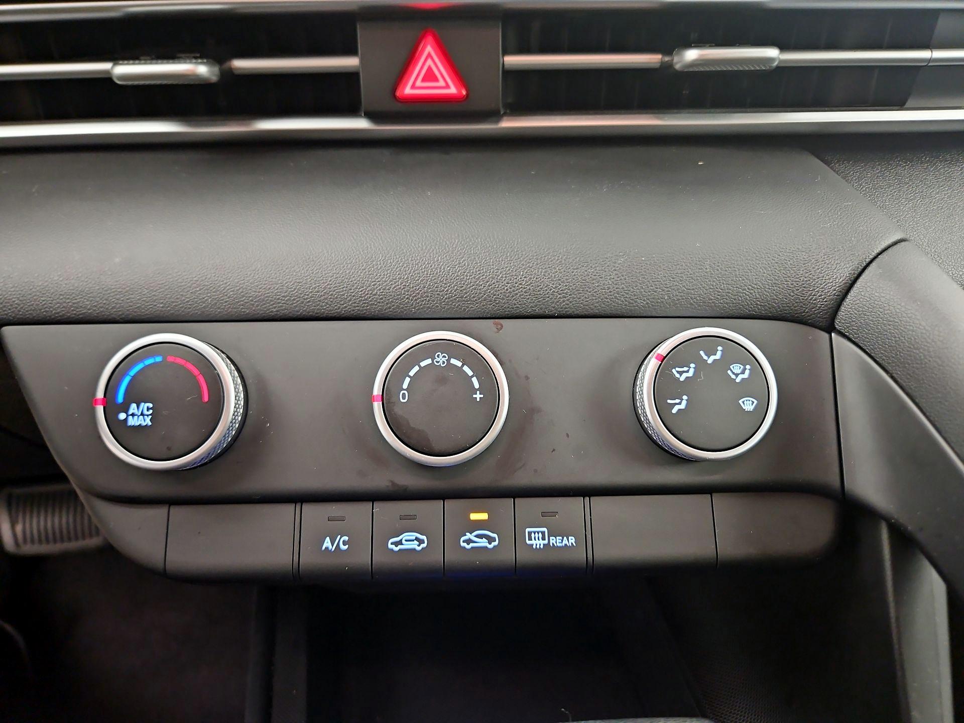 Thumbnail: 2023 Hyundai Elantra - 16