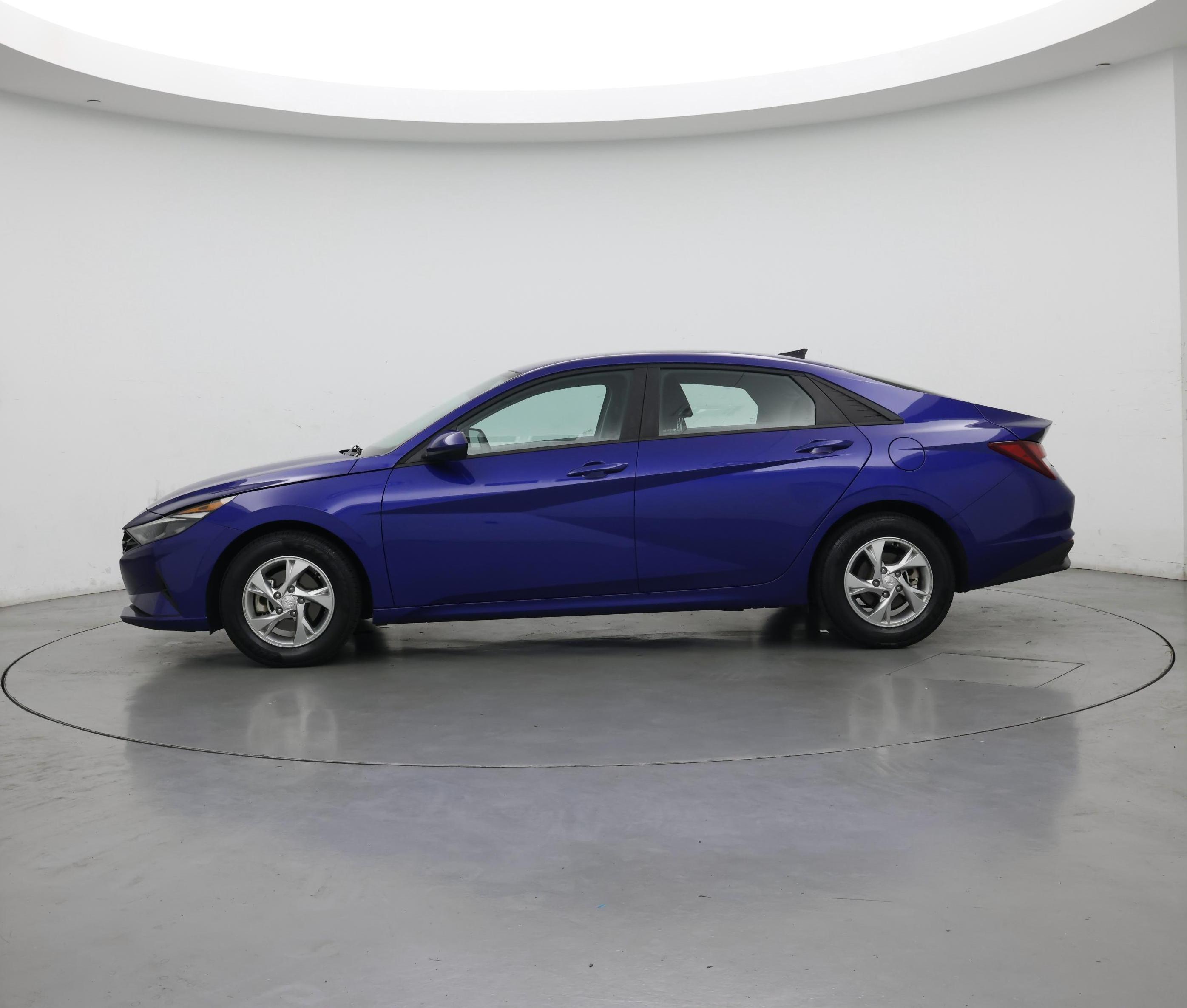 Thumbnail: 2023 Hyundai Elantra - 3