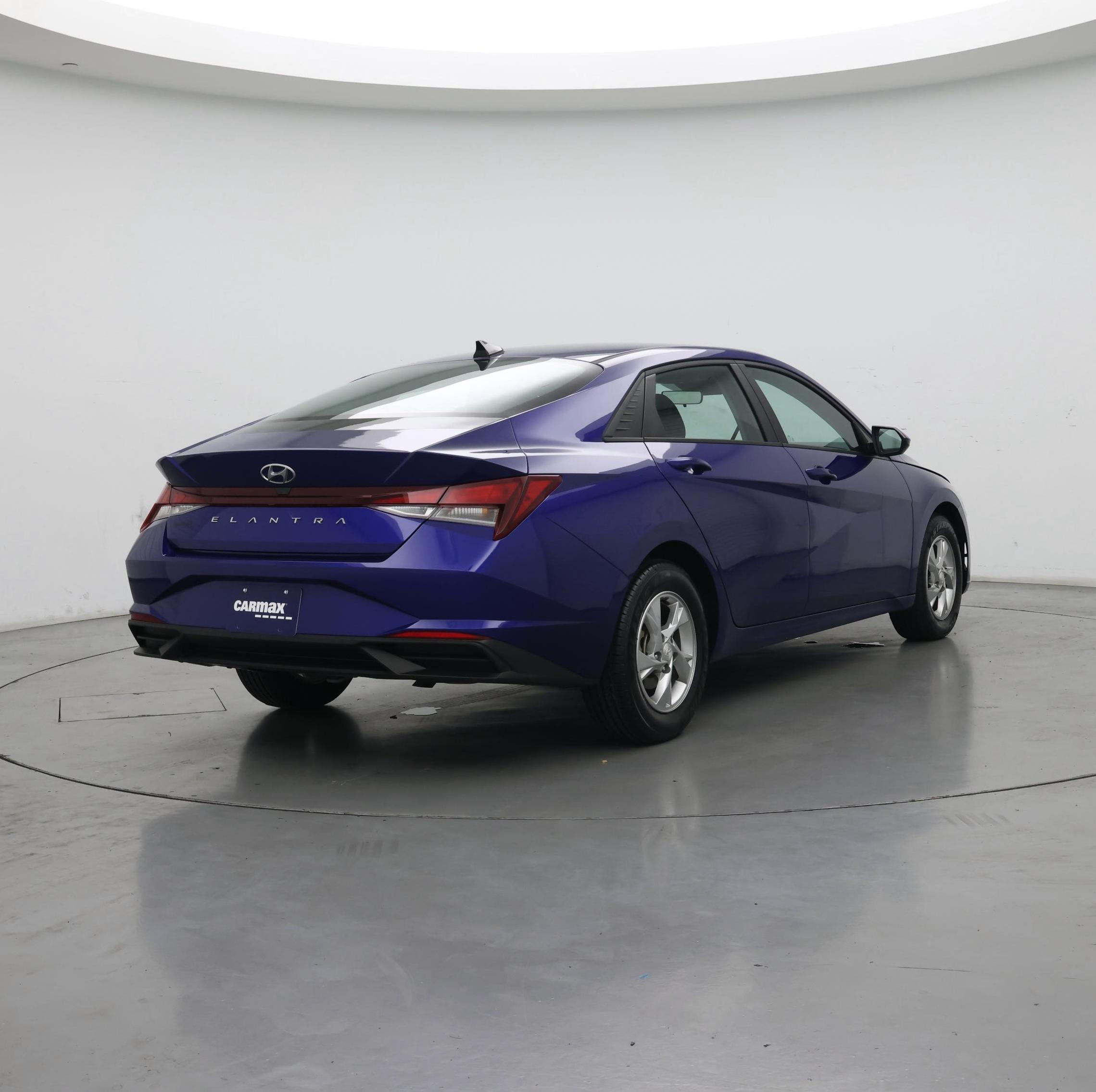 Thumbnail: 2023 Hyundai Elantra - 8