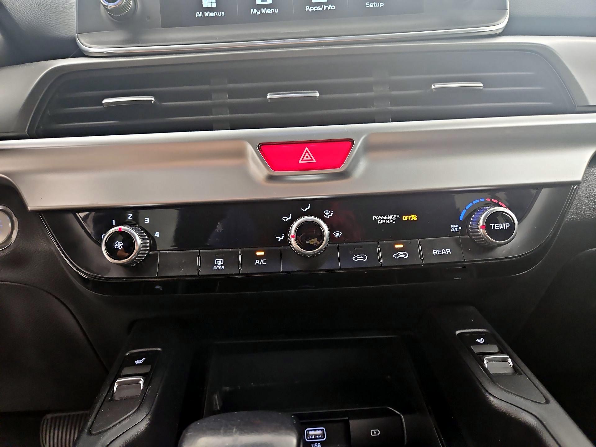 Thumbnail: 2021 Kia Telluride - 16