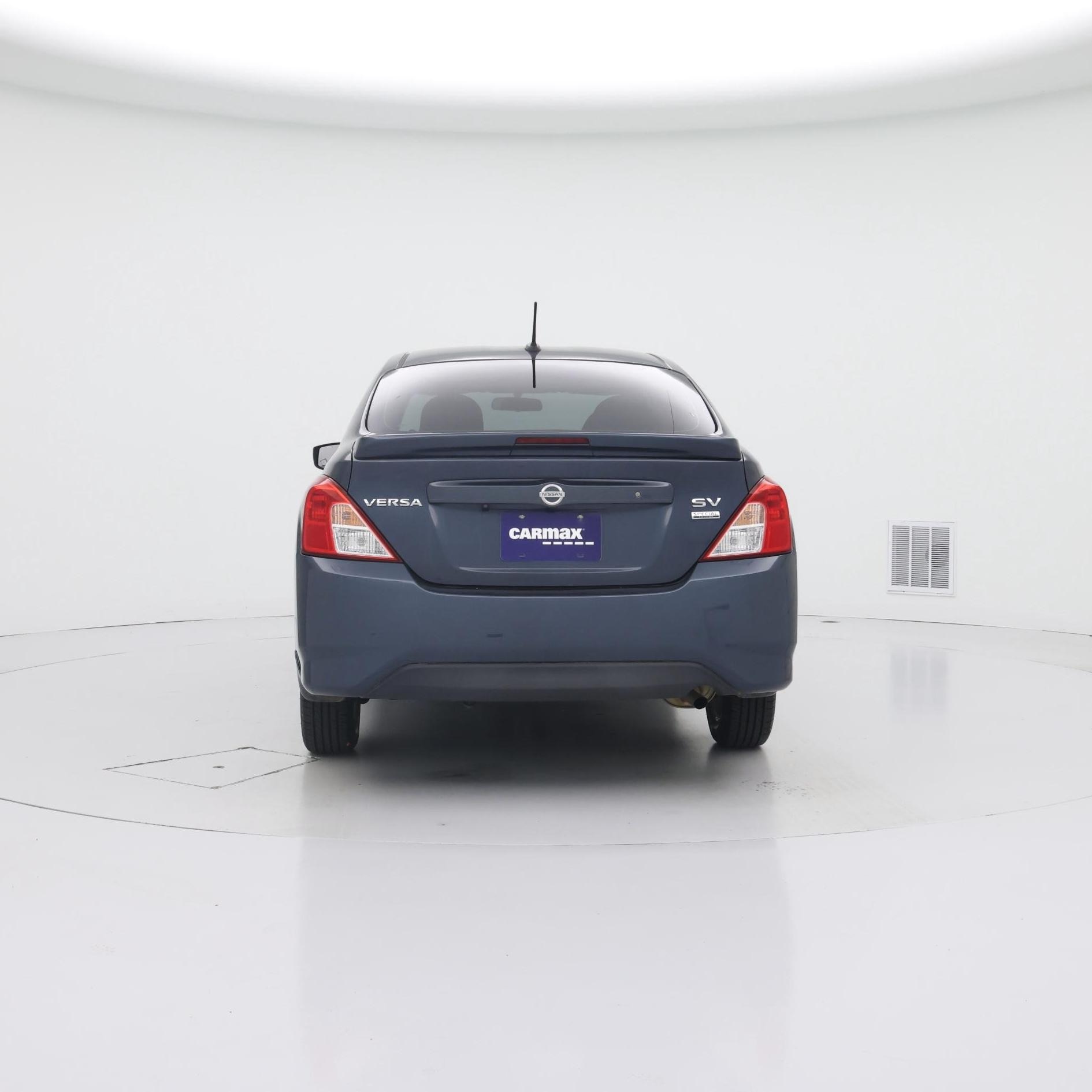 Thumbnail: 2017 Nissan Versa - 6