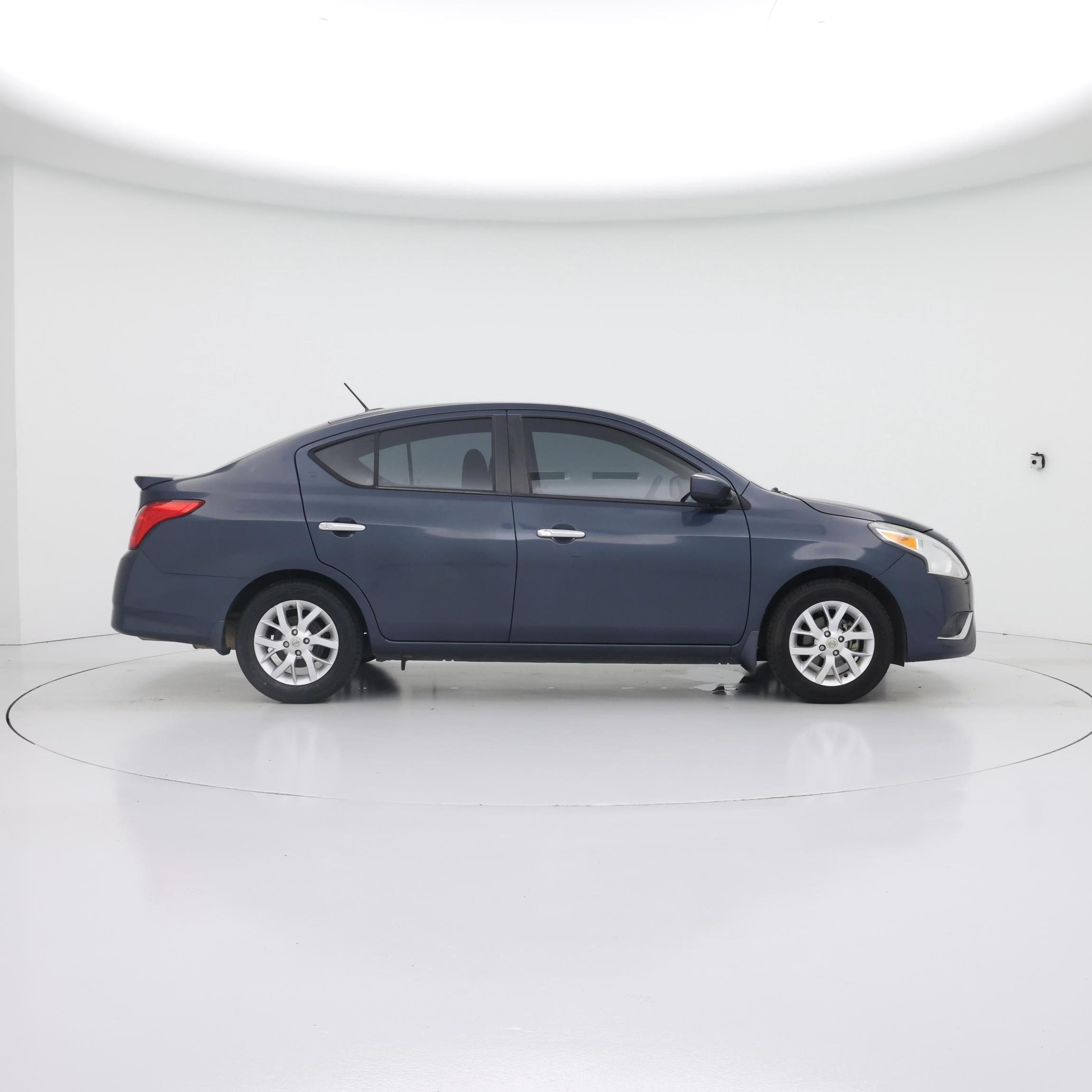 Thumbnail: 2017 Nissan Versa - 7