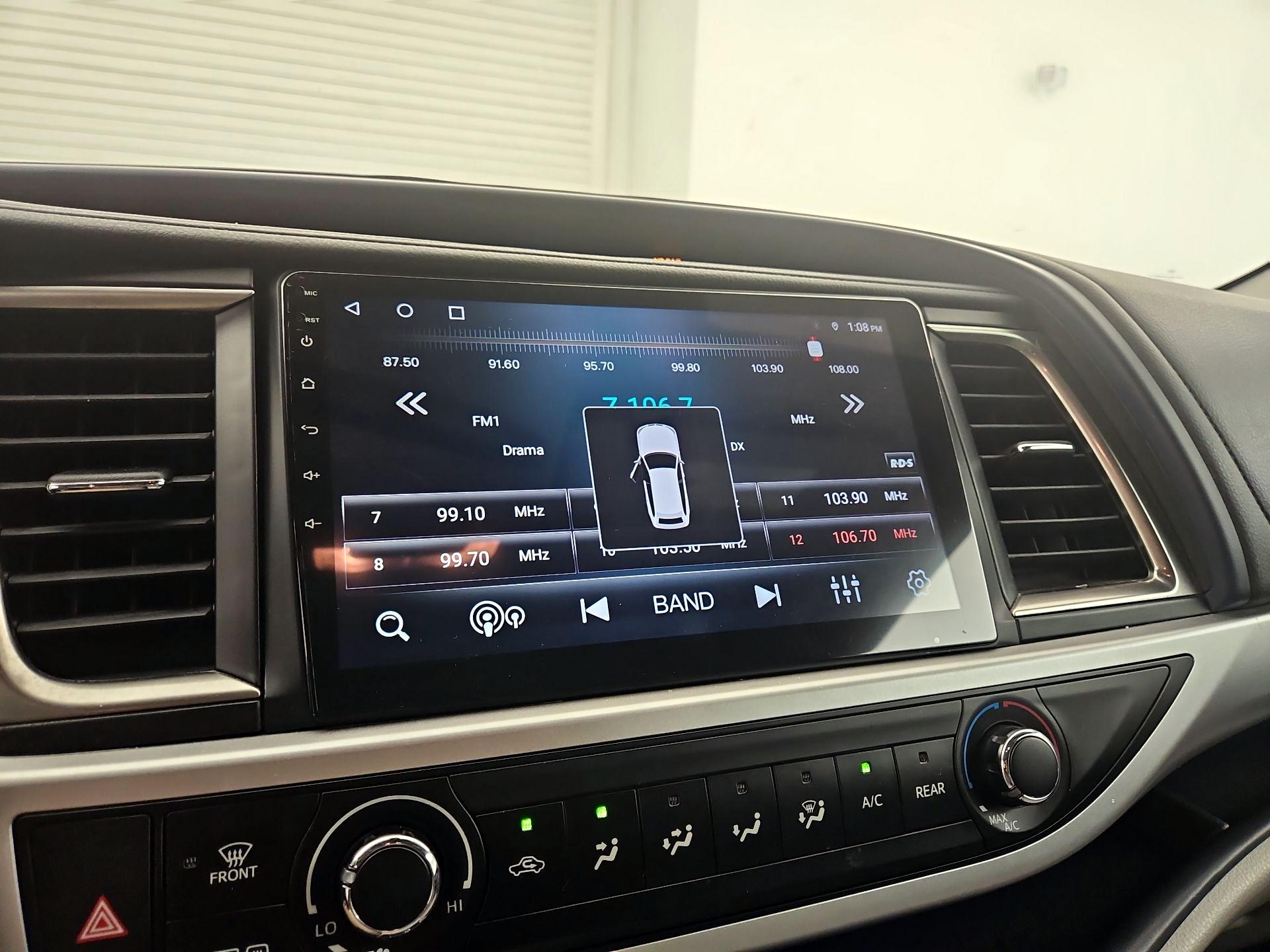 Thumbnail: 2019 Toyota Highlander - 15