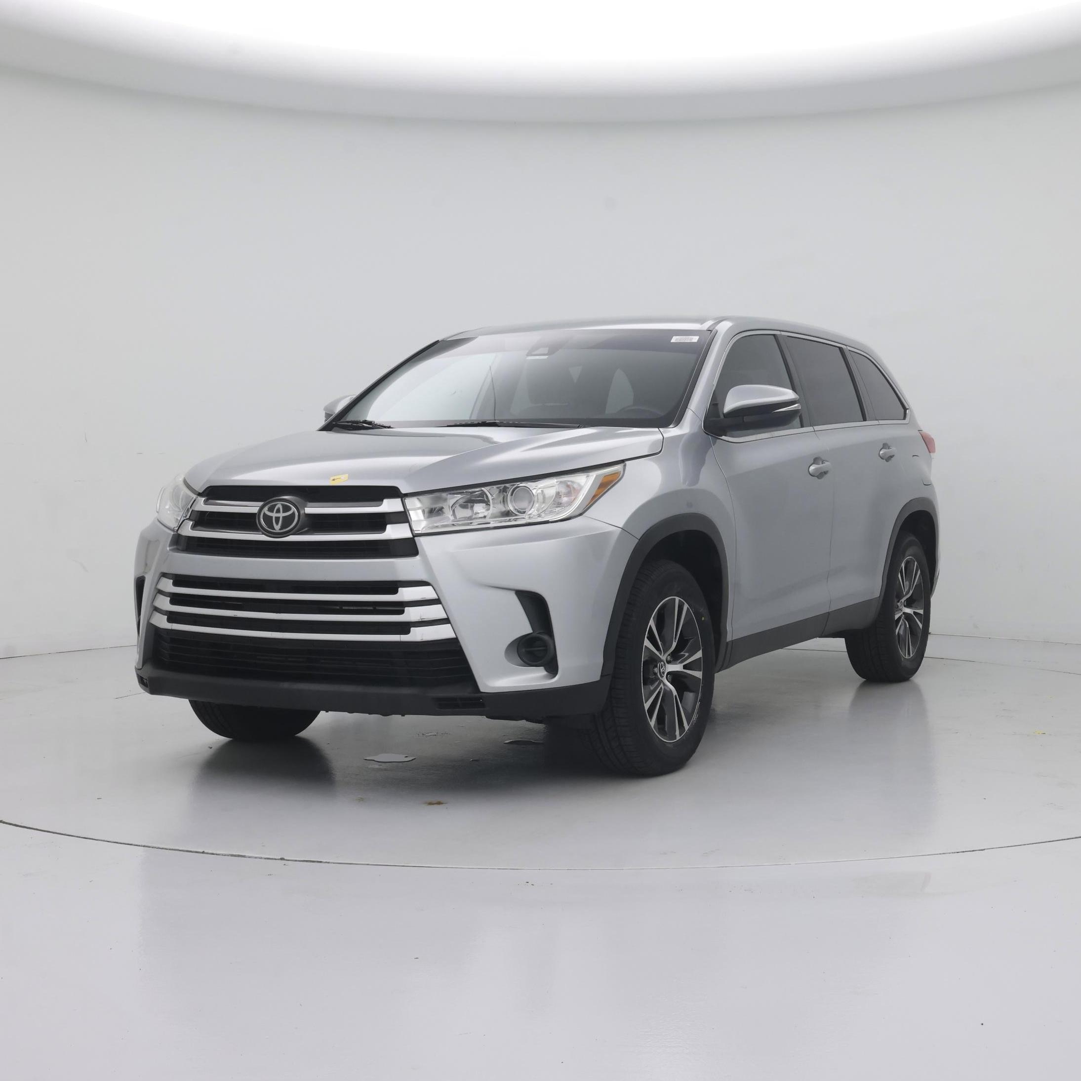 Thumbnail: 2019 Toyota Highlander - 4