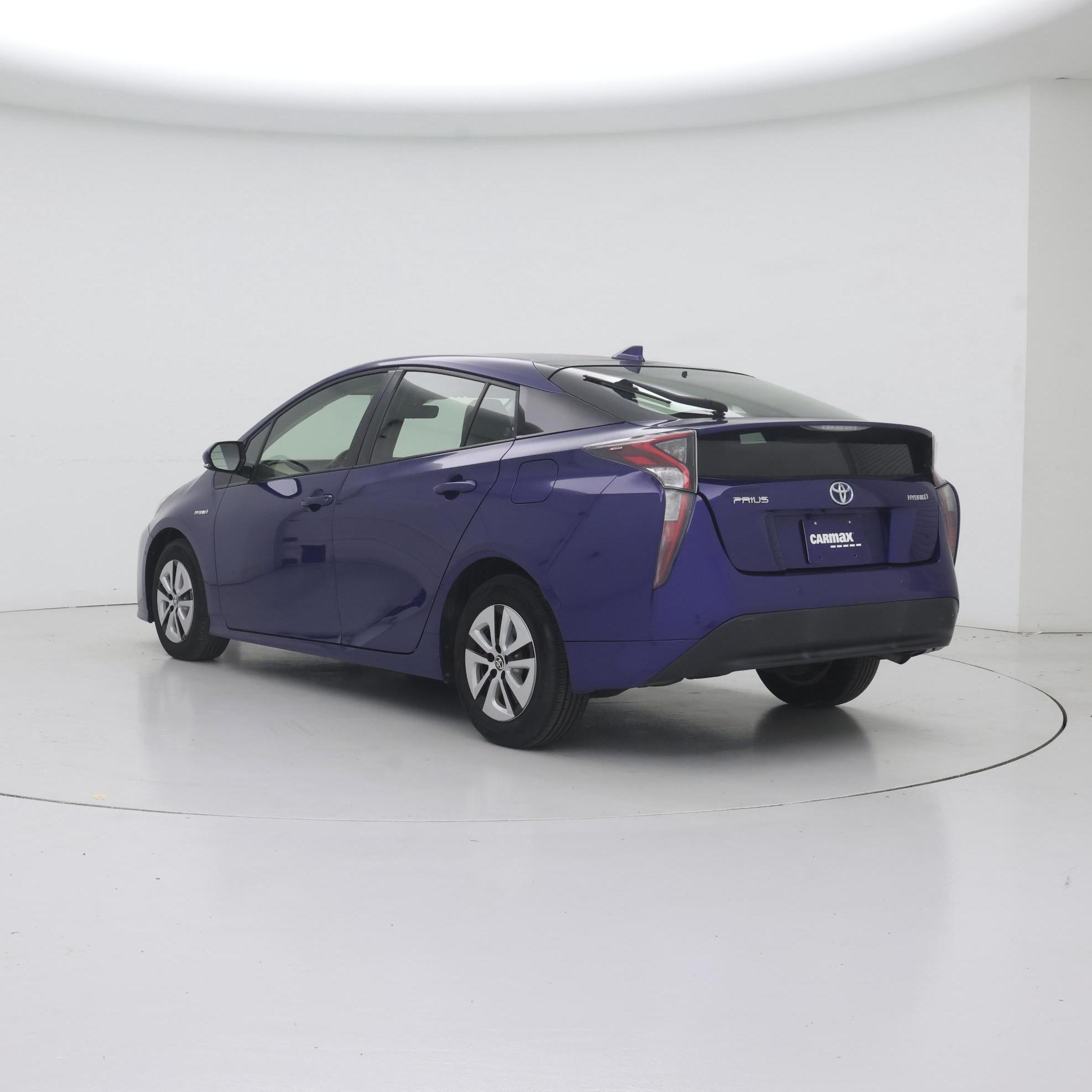 Thumbnail: 2017 Toyota Prius - 2