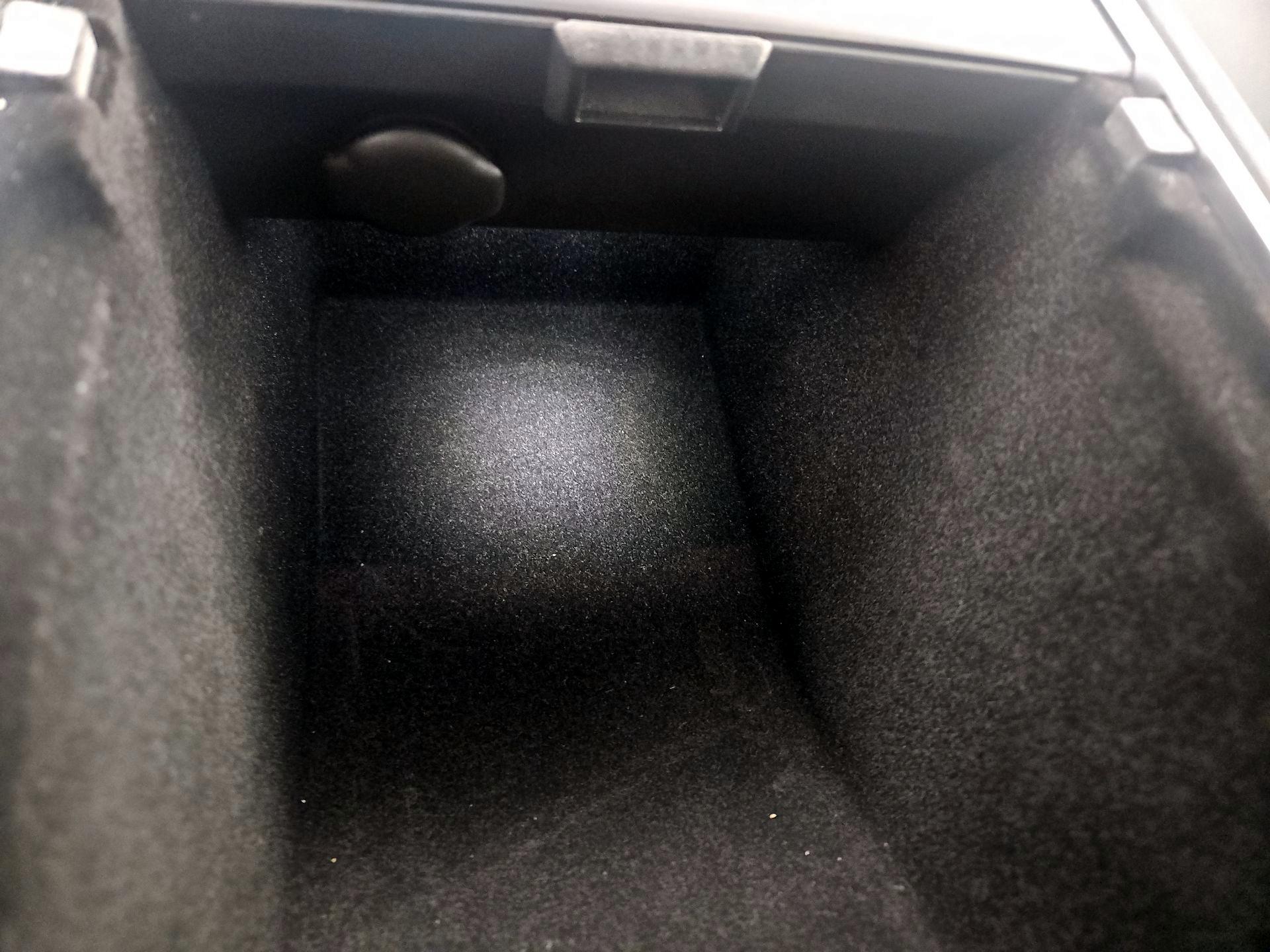 Thumbnail: 2022 Tesla Model Y - 16
