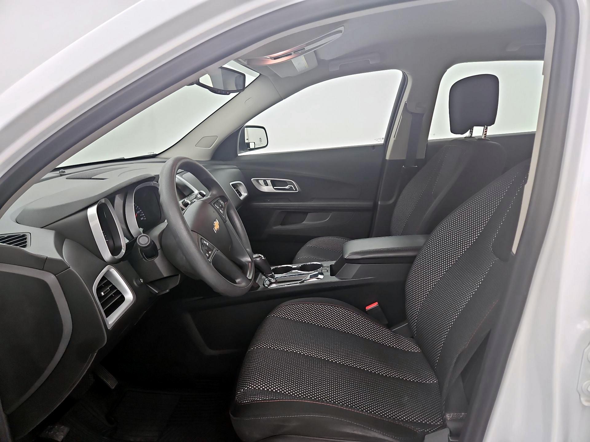 Thumbnail: 2017 Chevrolet Equinox - 11