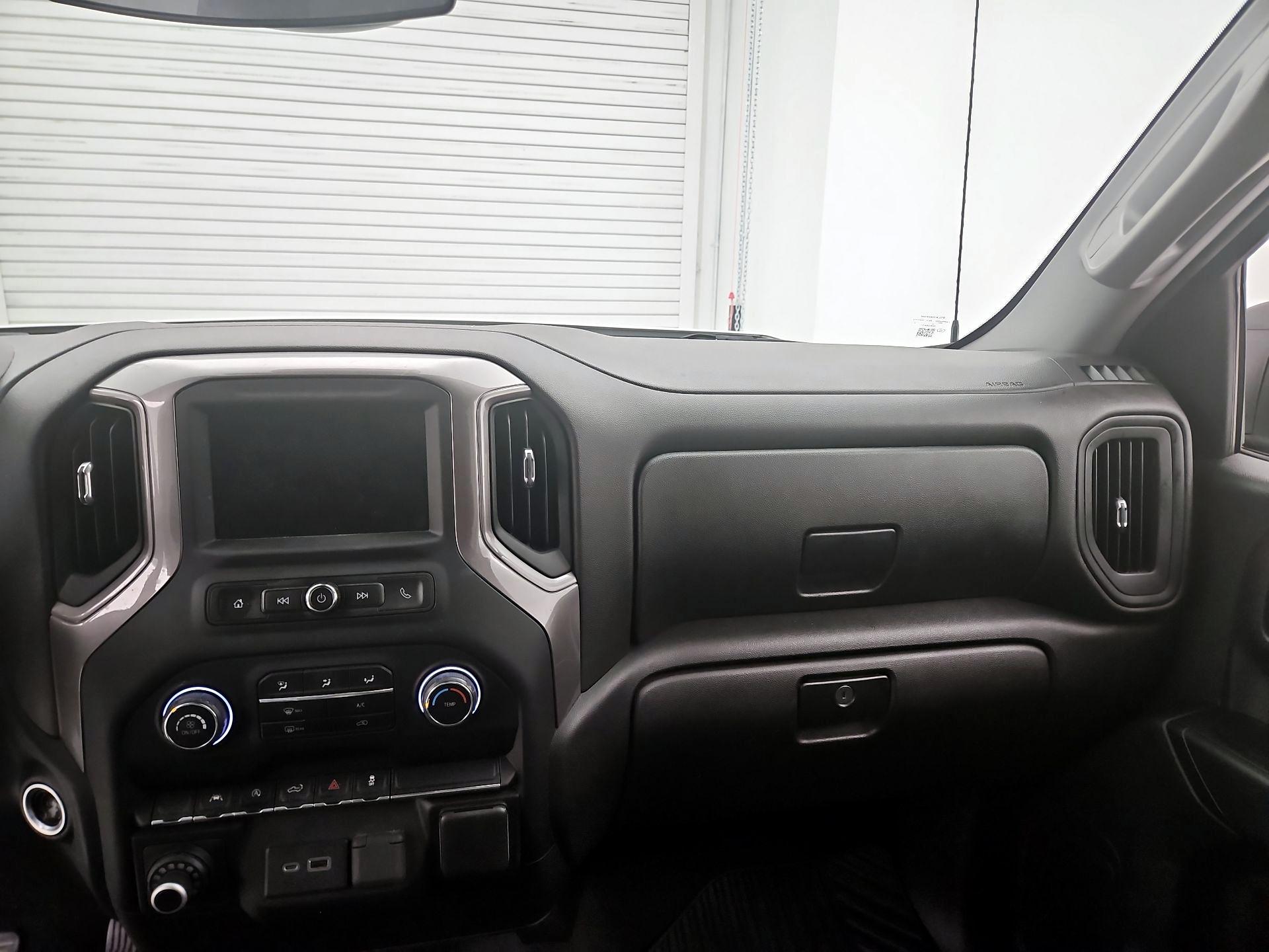 Thumbnail: 2022 Chevrolet Silverado 1500 - 9