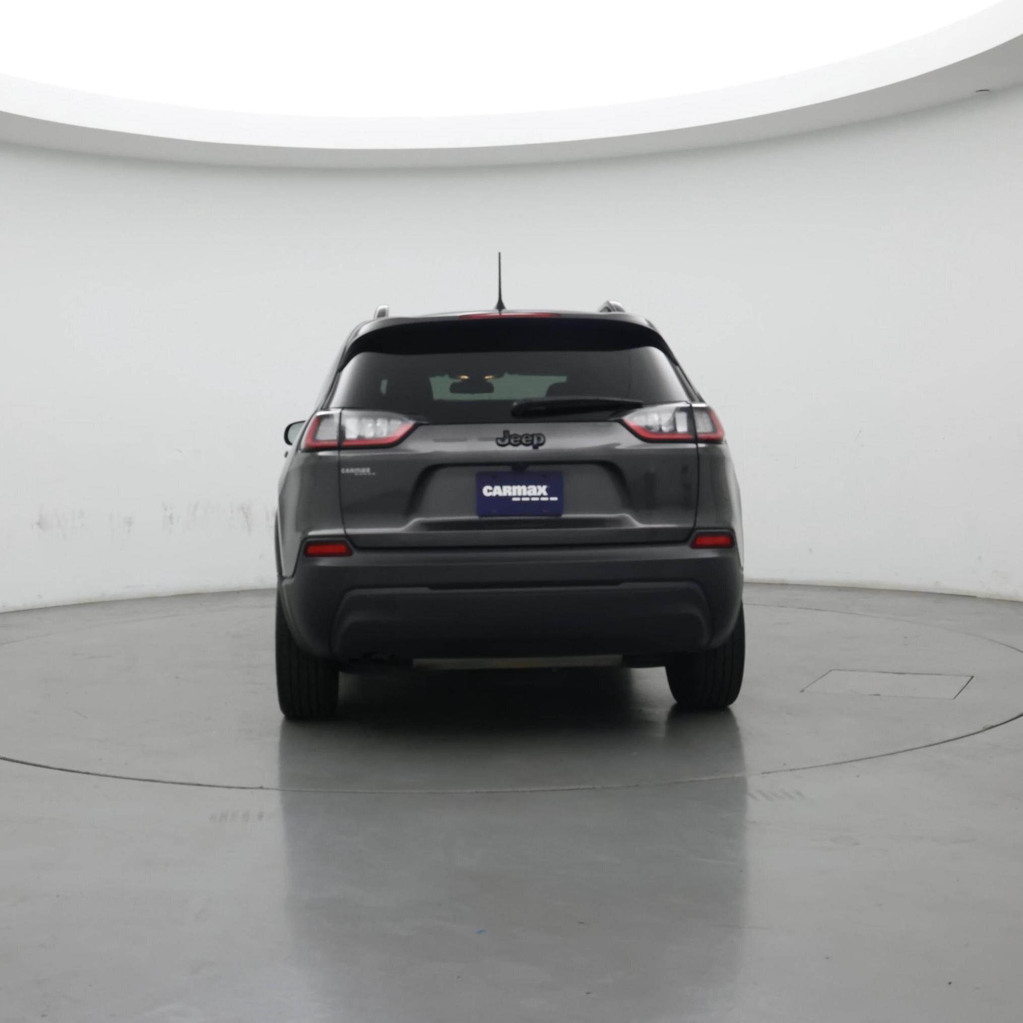 Thumbnail: 2019 Jeep Cherokee - 6