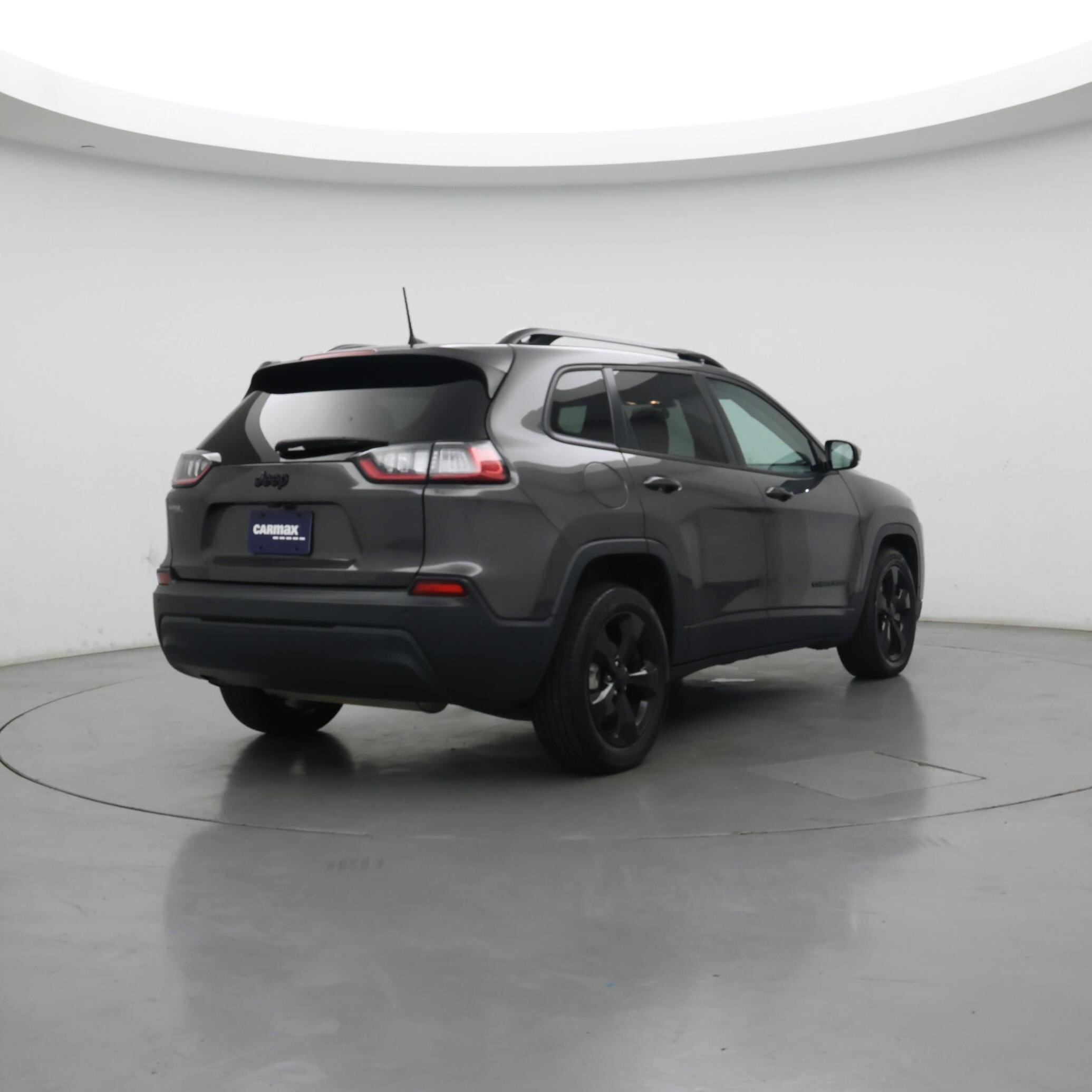Thumbnail: 2019 Jeep Cherokee - 8