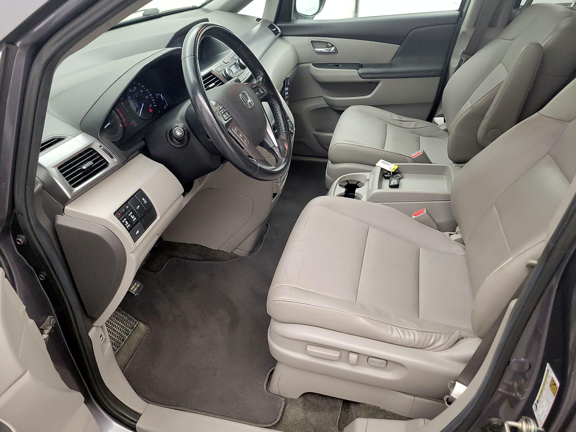 Thumbnail: 2014 Honda Odyssey - 11
