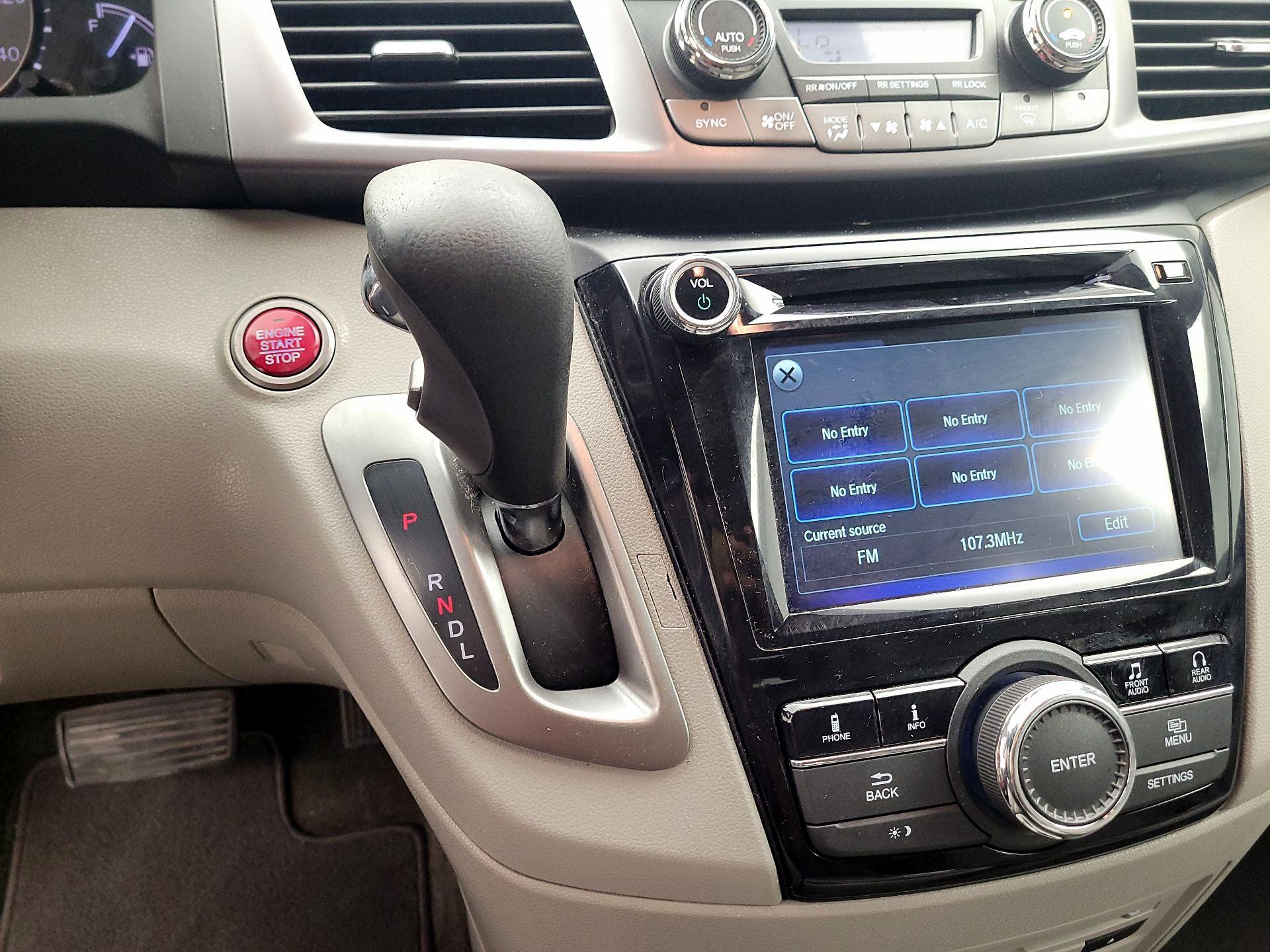 Thumbnail: 2014 Honda Odyssey - 17