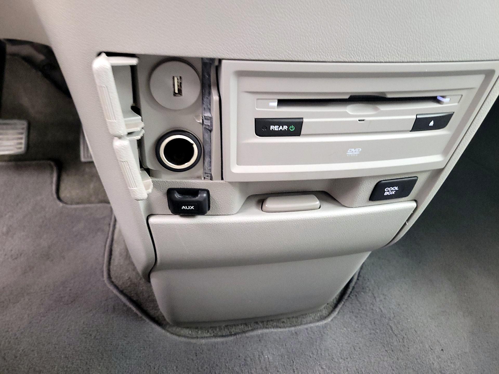 Thumbnail: 2014 Honda Odyssey - 18