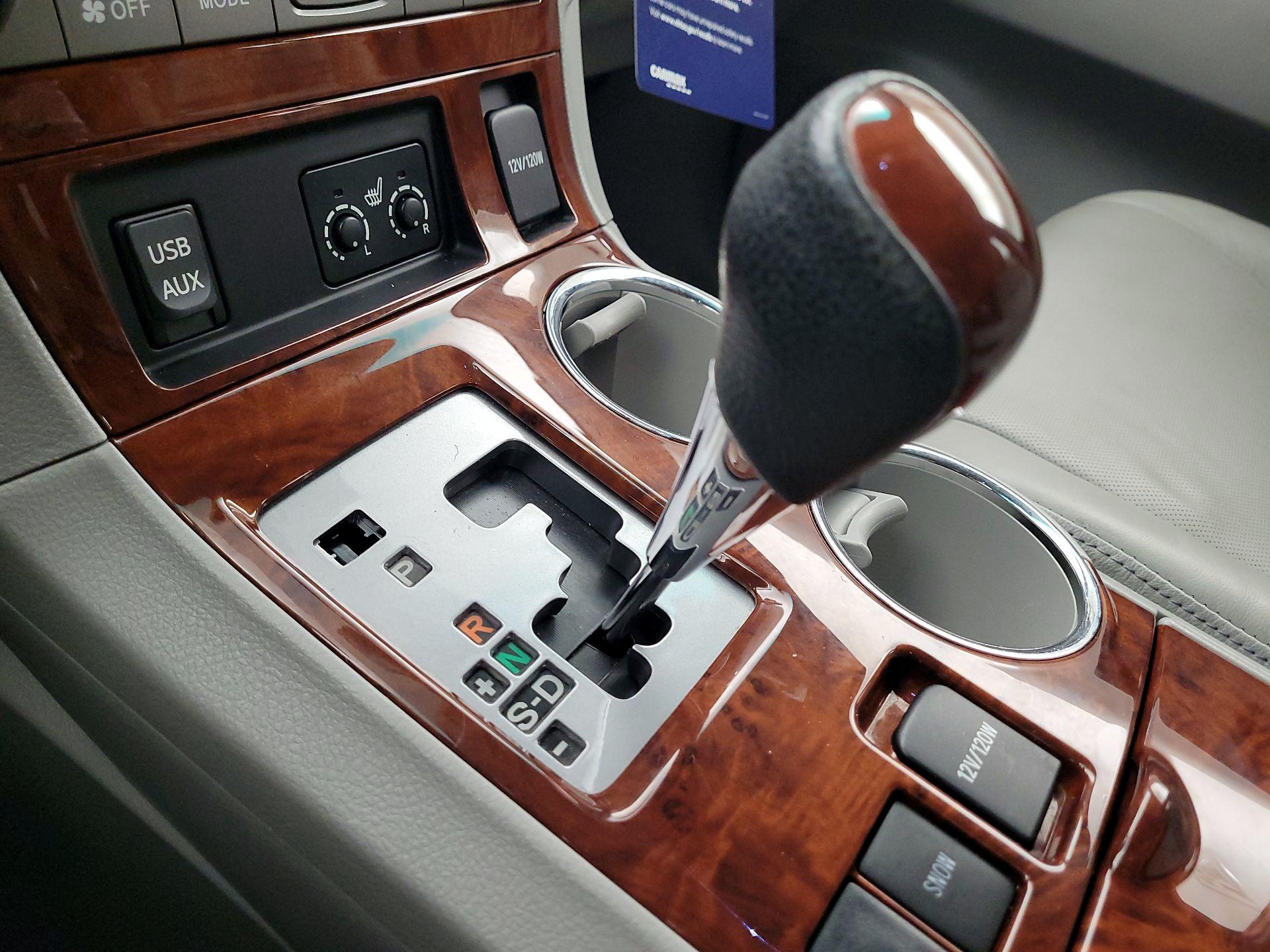 Thumbnail: 2013 Toyota Highlander - 17