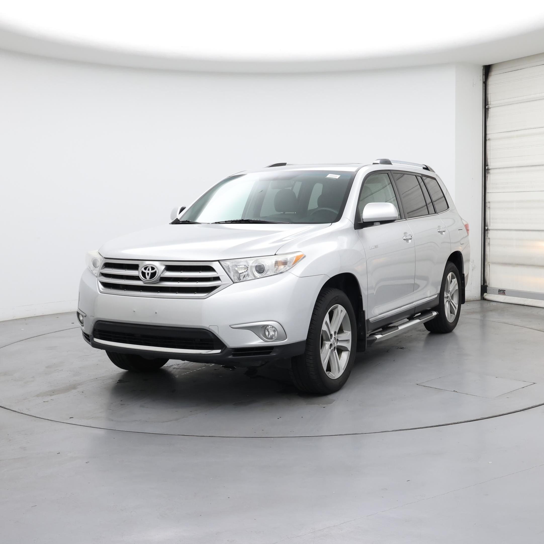 Thumbnail: 2013 Toyota Highlander - 4