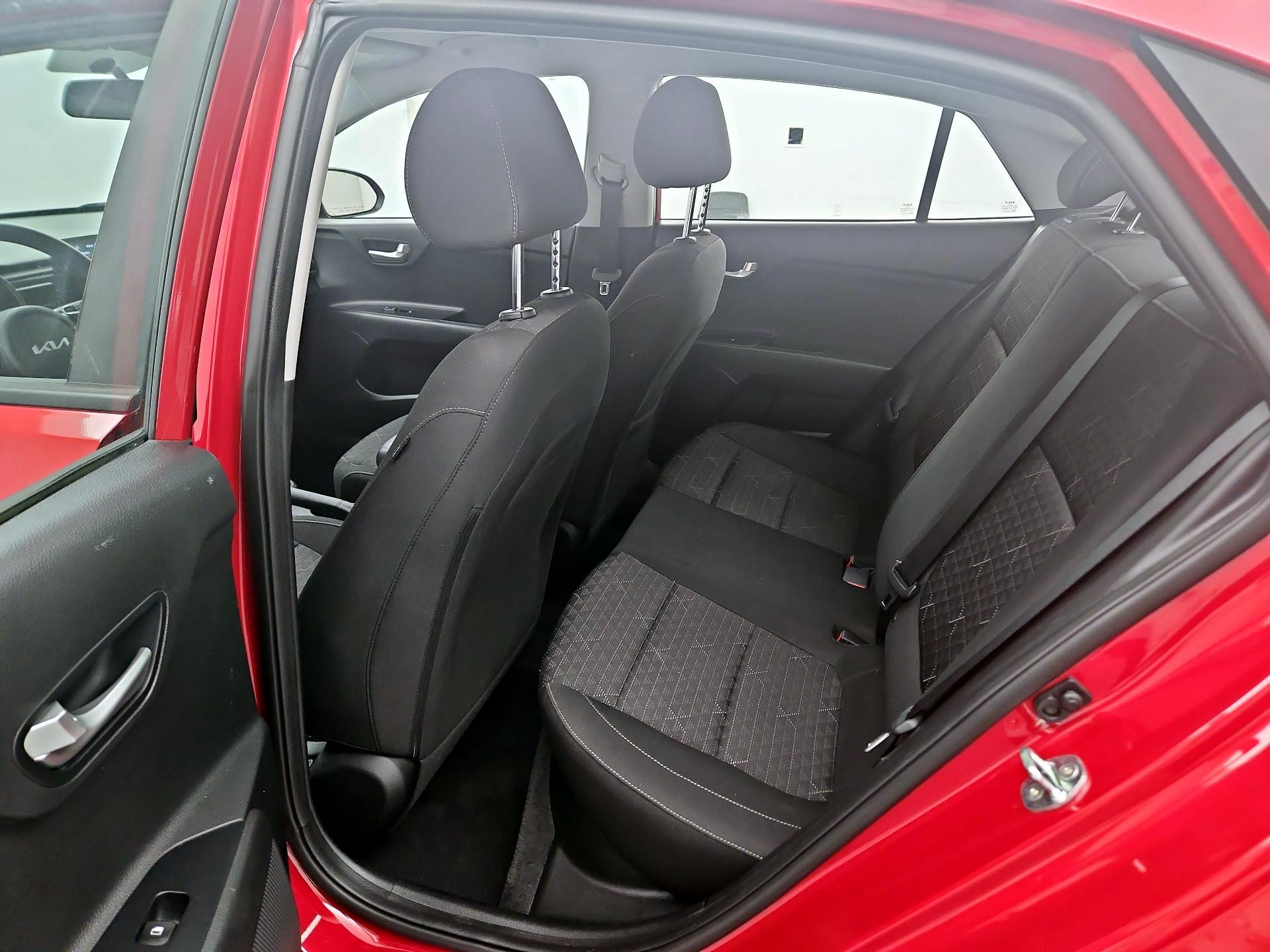 Thumbnail: 2022 Kia Rio - 19