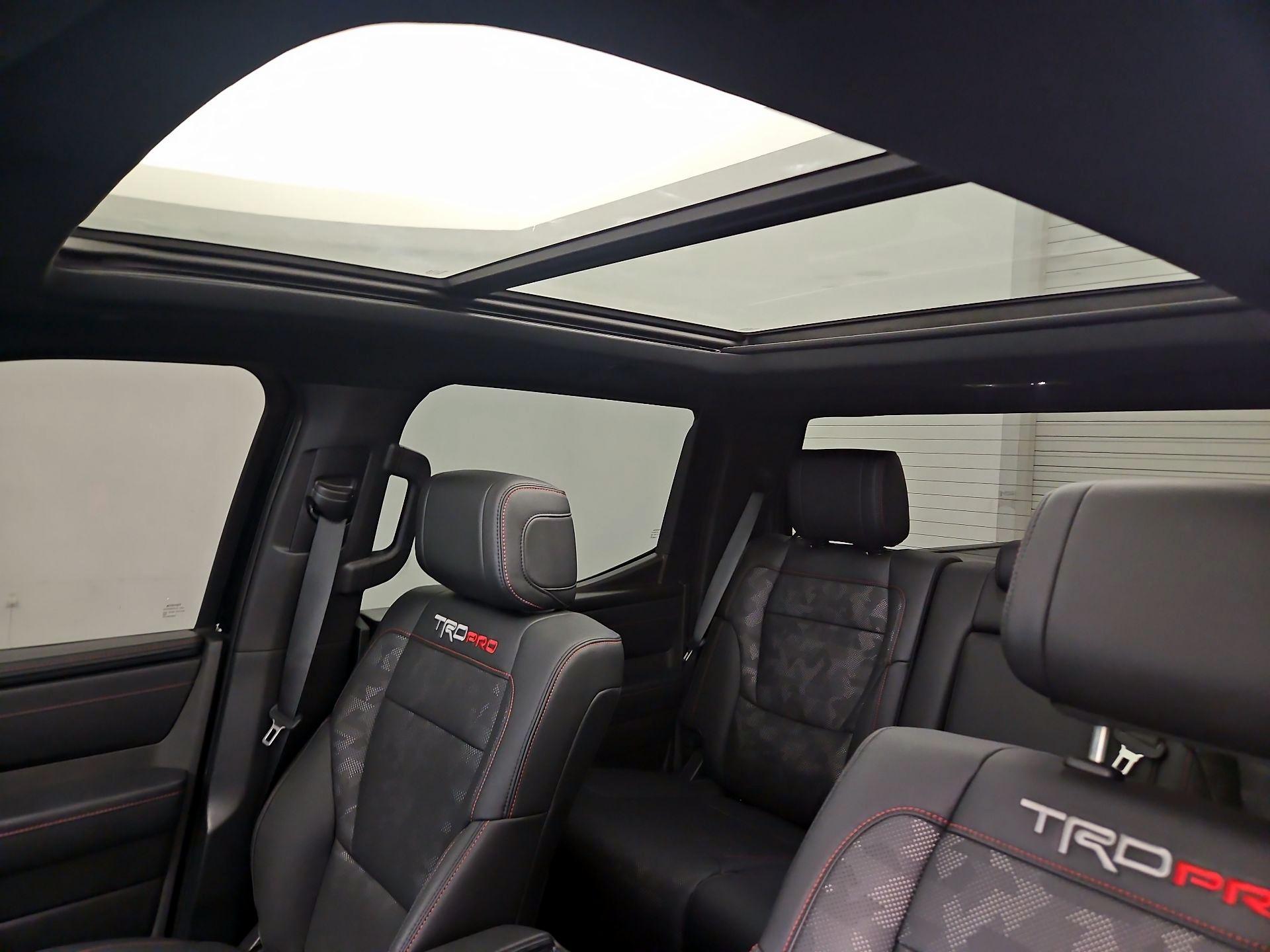 Thumbnail: 2024 Toyota Tundra - 19