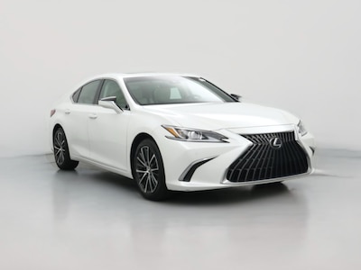 White 2022 Lexus ES 350
