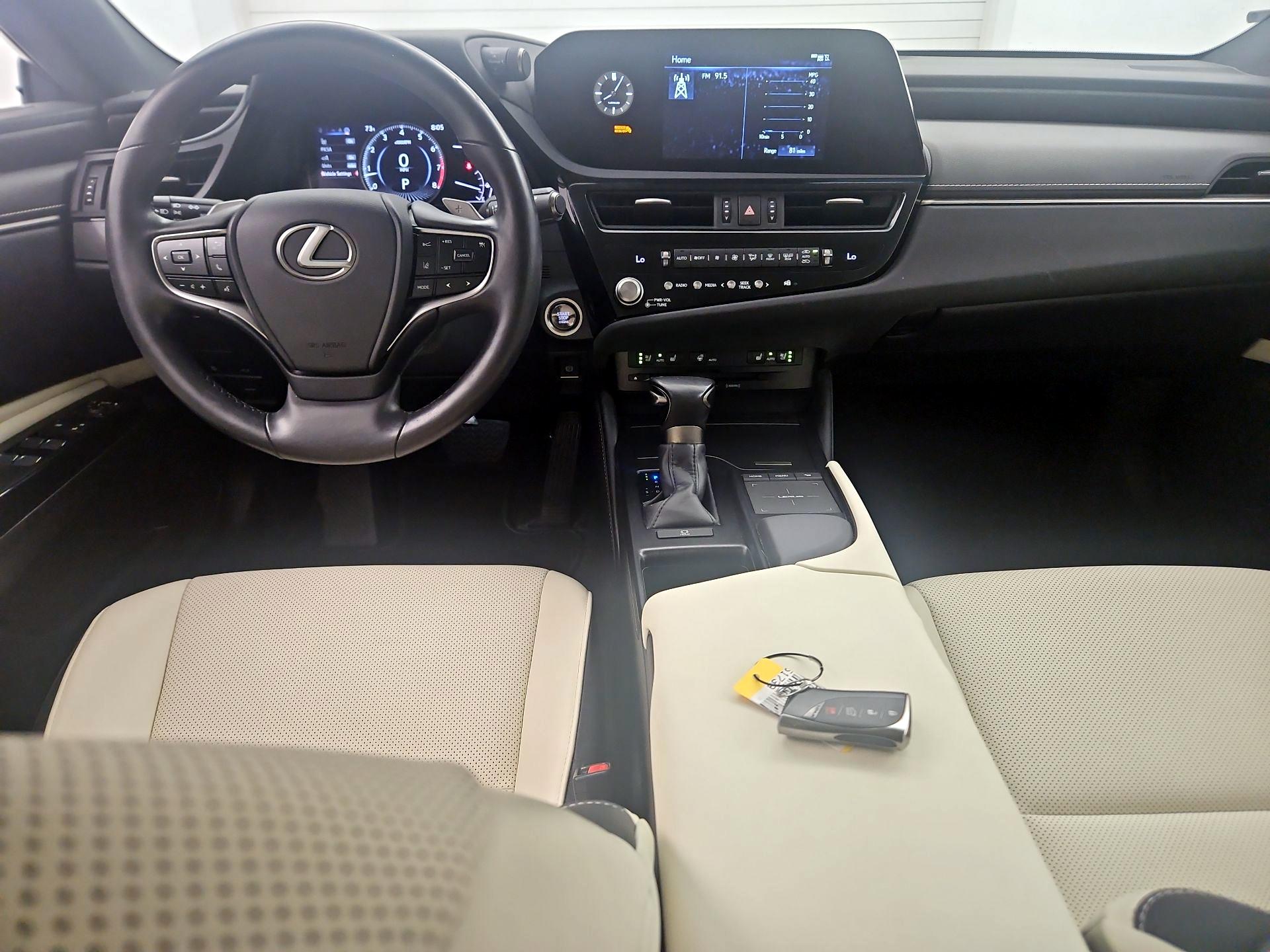 Thumbnail: 2022 Lexus ES - 9