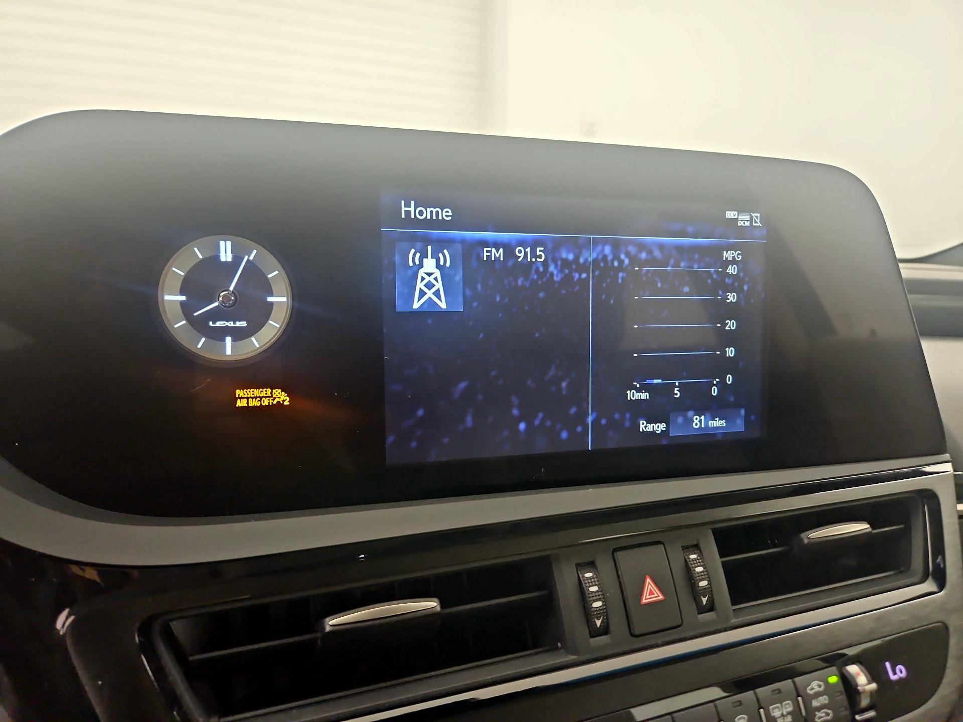 Thumbnail: 2022 Lexus ES - 14