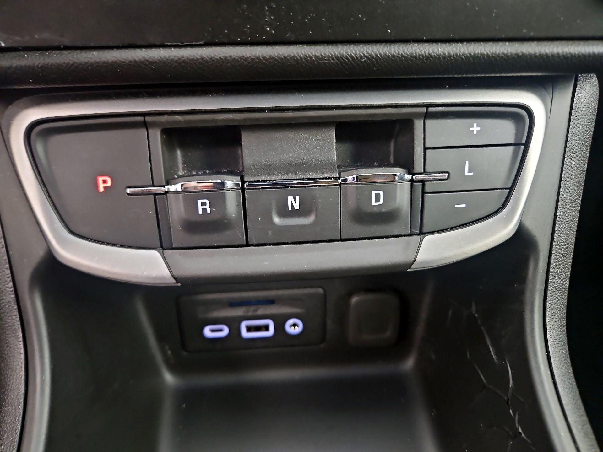 Thumbnail: 2023 GMC Terrain - 17