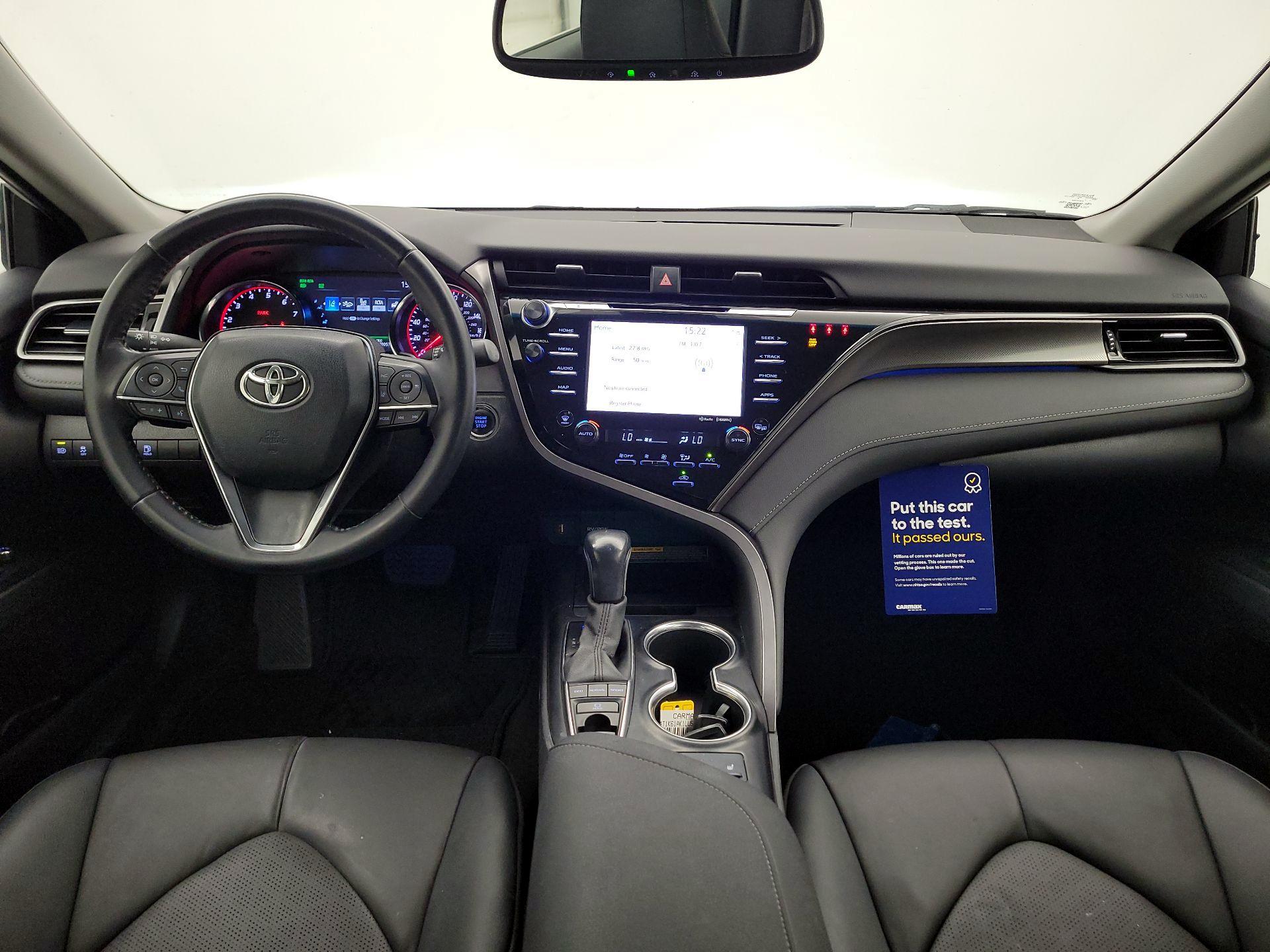 Thumbnail: 2020 Toyota Camry - 9