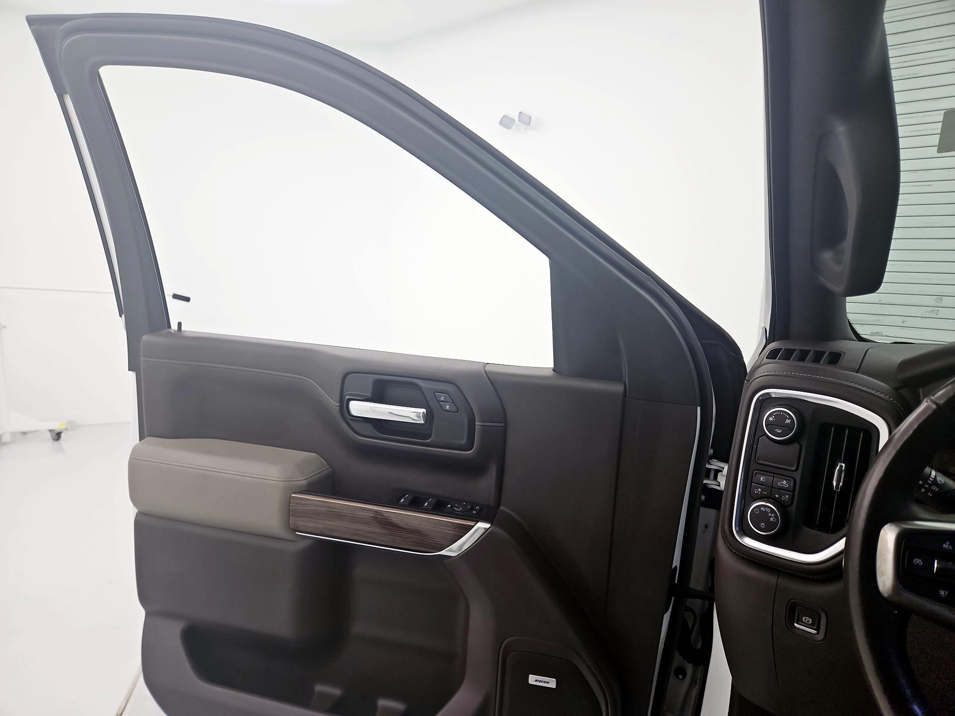 Thumbnail: 2019 Chevrolet Silverado 1500 - 12