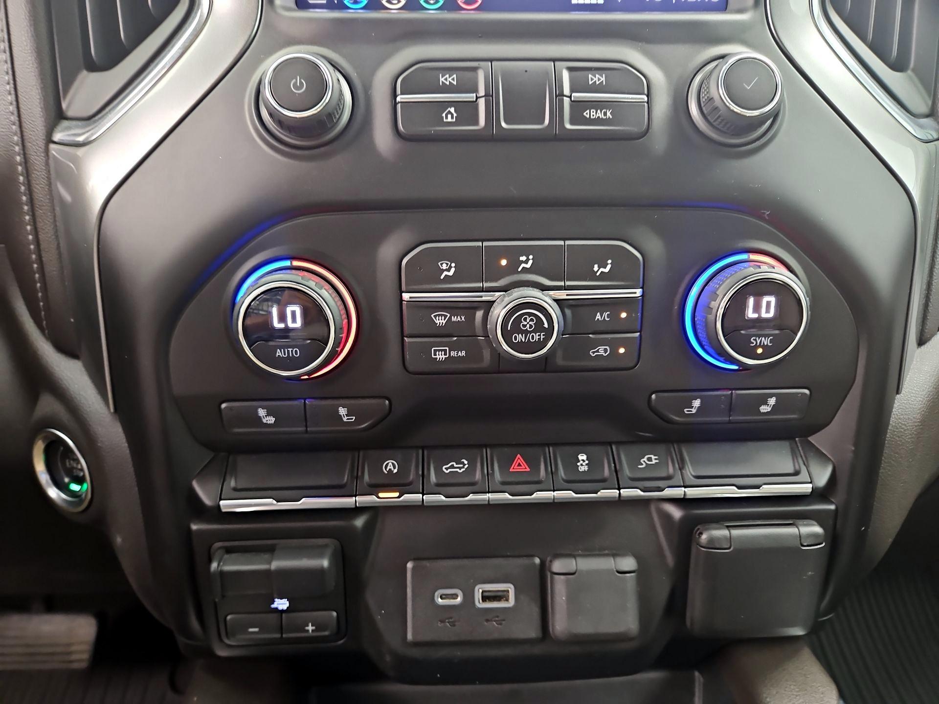 Thumbnail: 2019 Chevrolet Silverado 1500 - 17