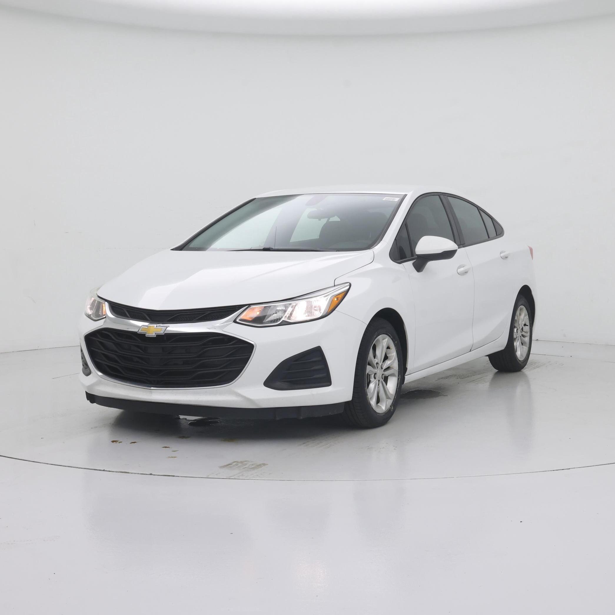 Thumbnail: 2019 Chevrolet Cruze - 4