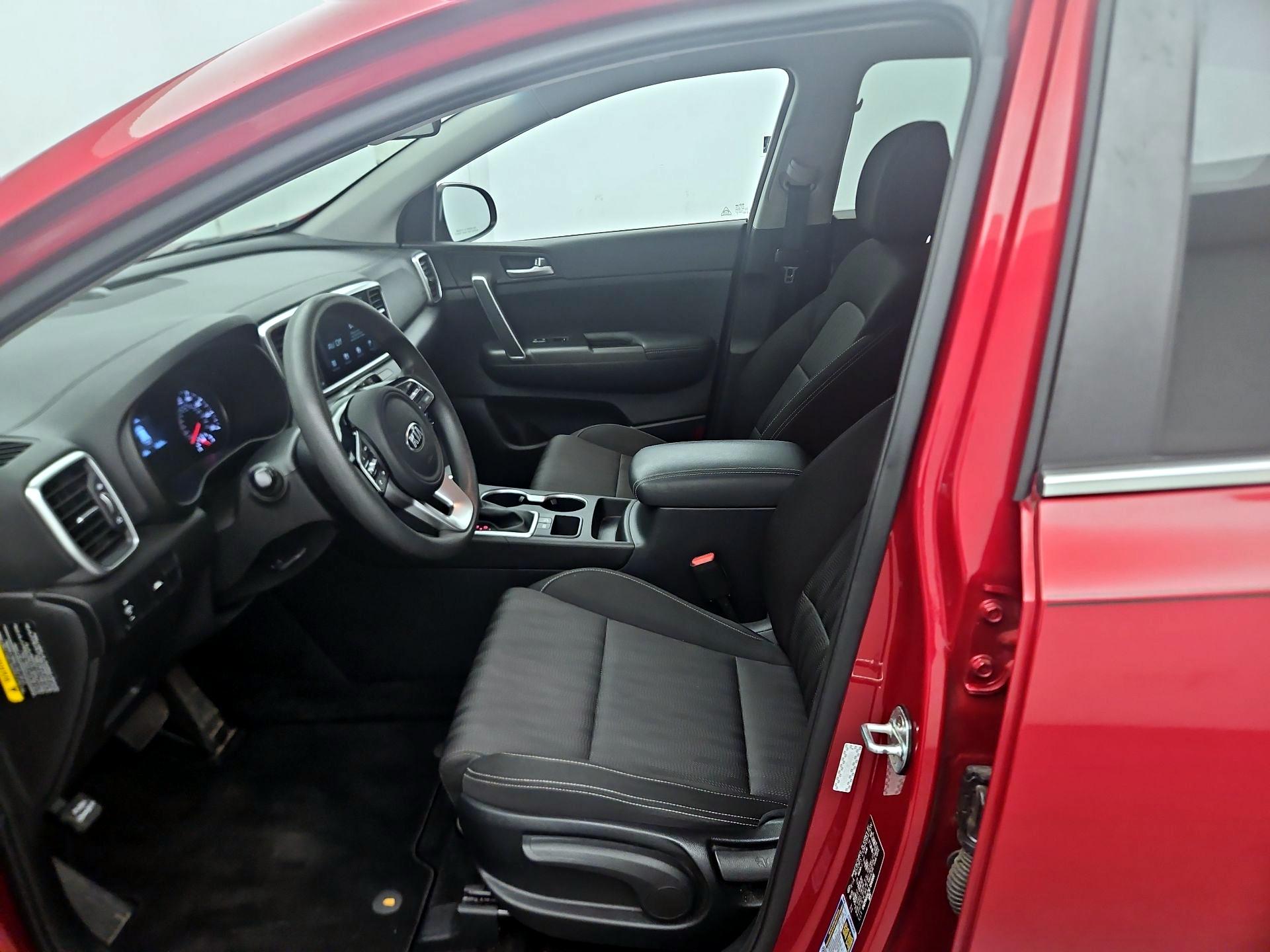Thumbnail: 2020 Kia Sportage - 11