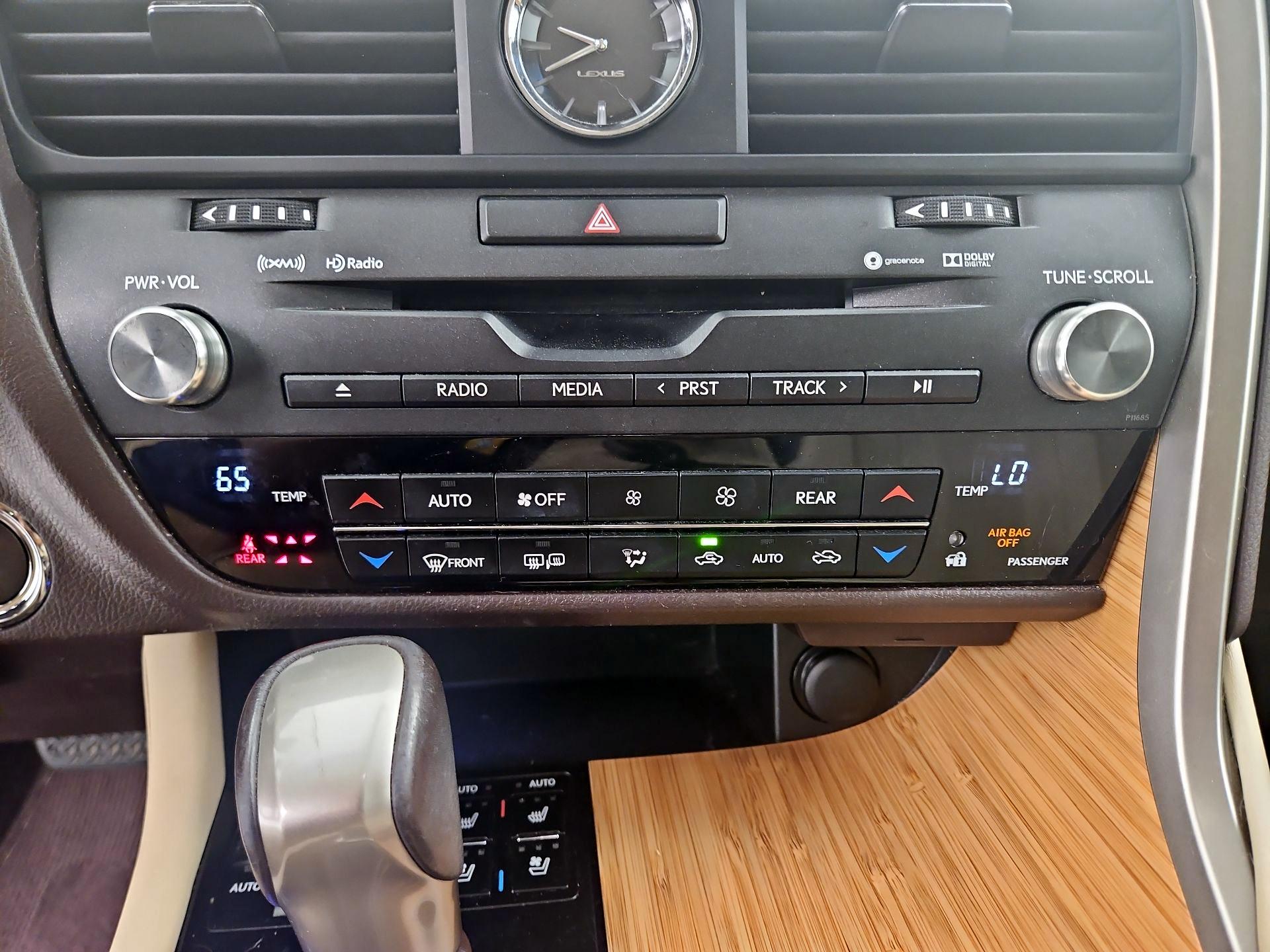 Thumbnail: 2018 Lexus RX - 17