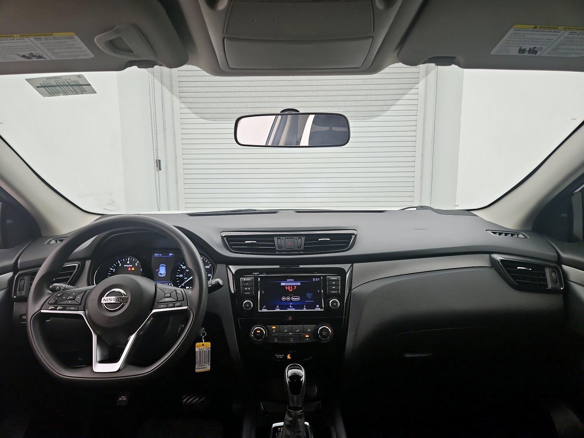 Thumbnail: 2019 Nissan Rogue Sport - 9