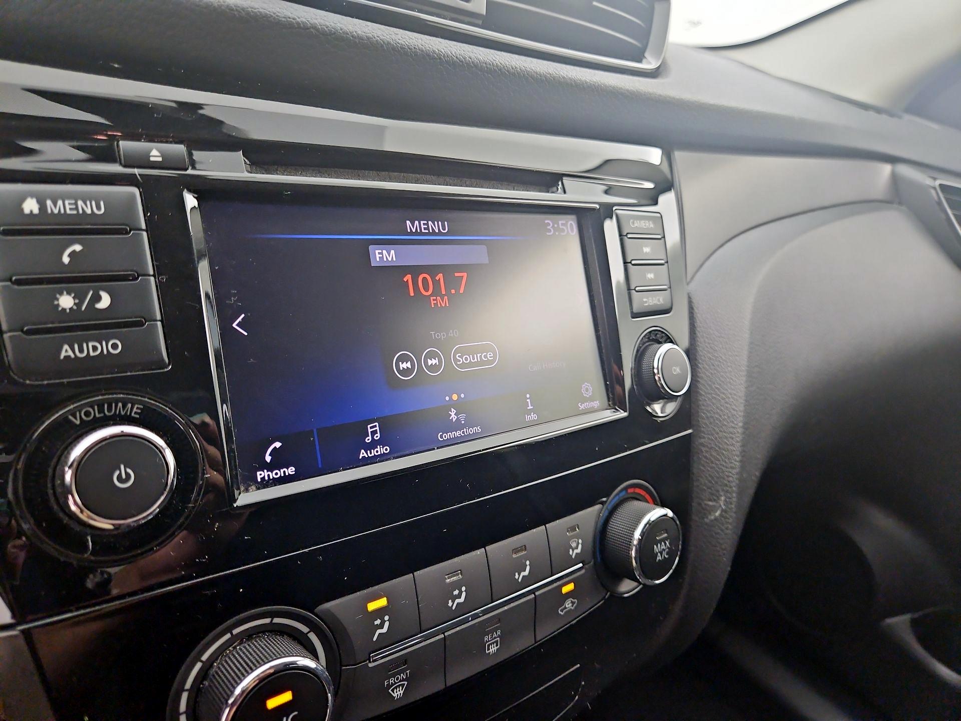 Thumbnail: 2019 Nissan Rogue Sport - 15