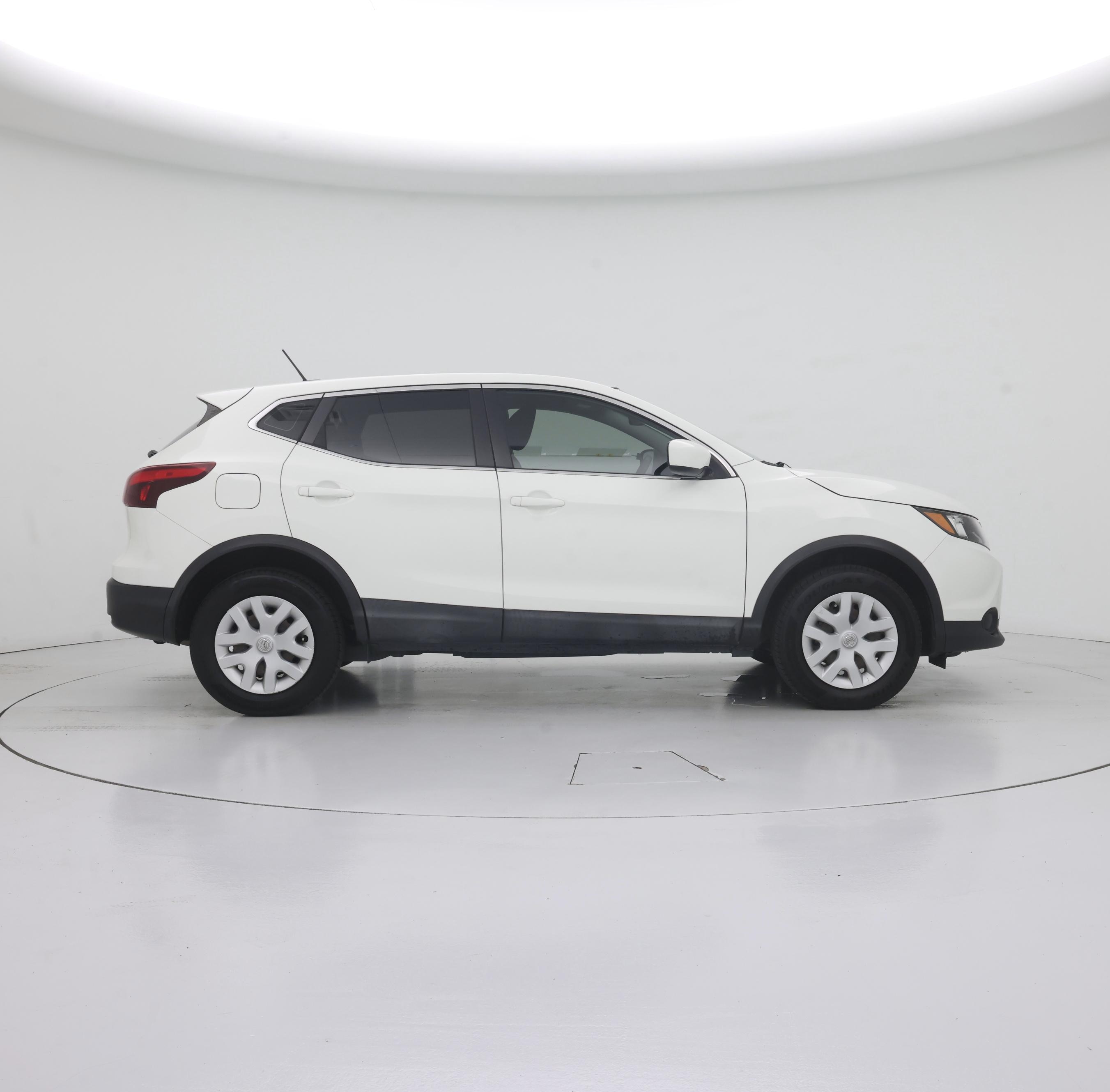 Thumbnail: 2019 Nissan Rogue Sport - 7