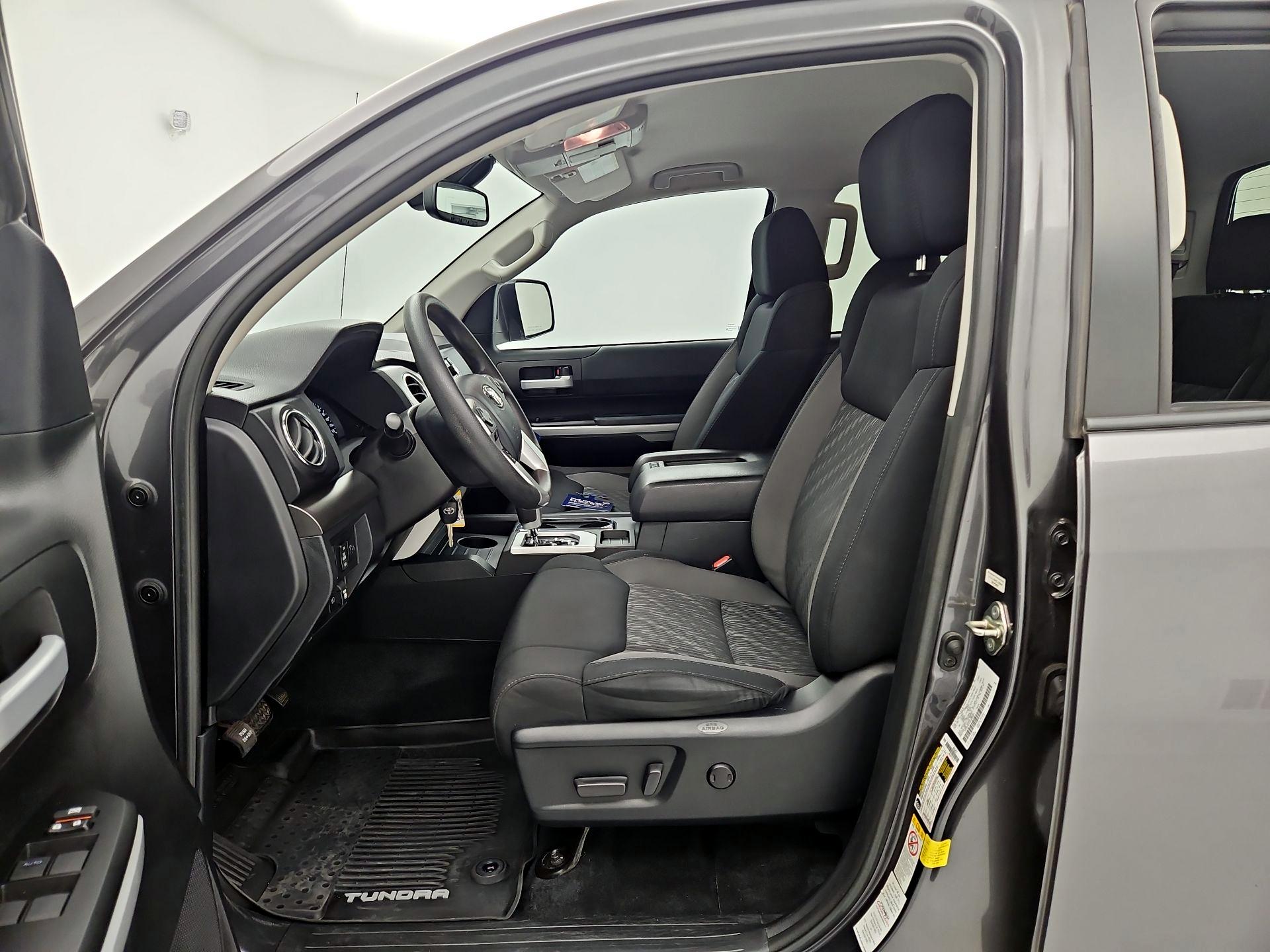 Thumbnail: 2019 Toyota Tundra - 11