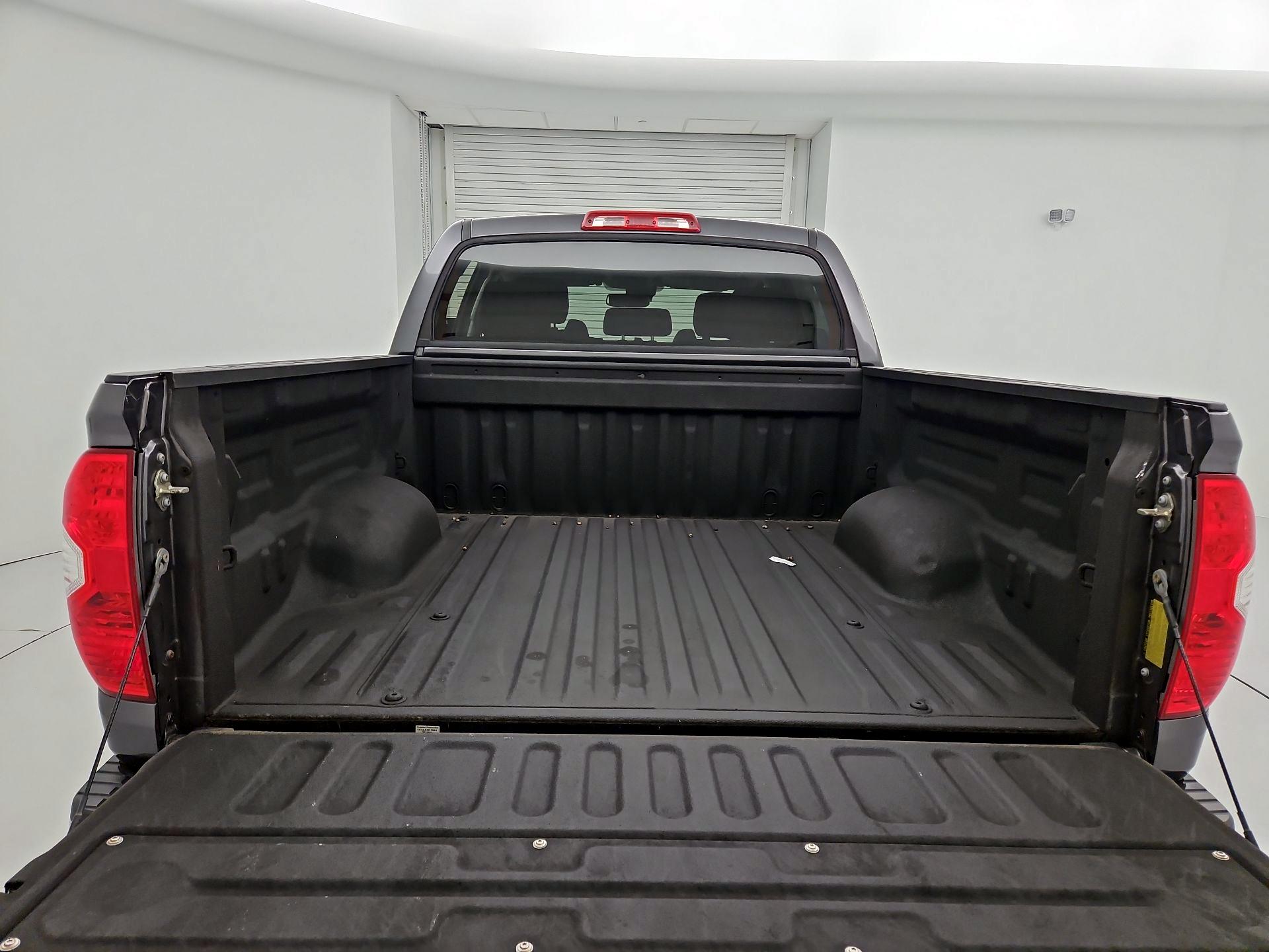 Thumbnail: 2019 Toyota Tundra - 20