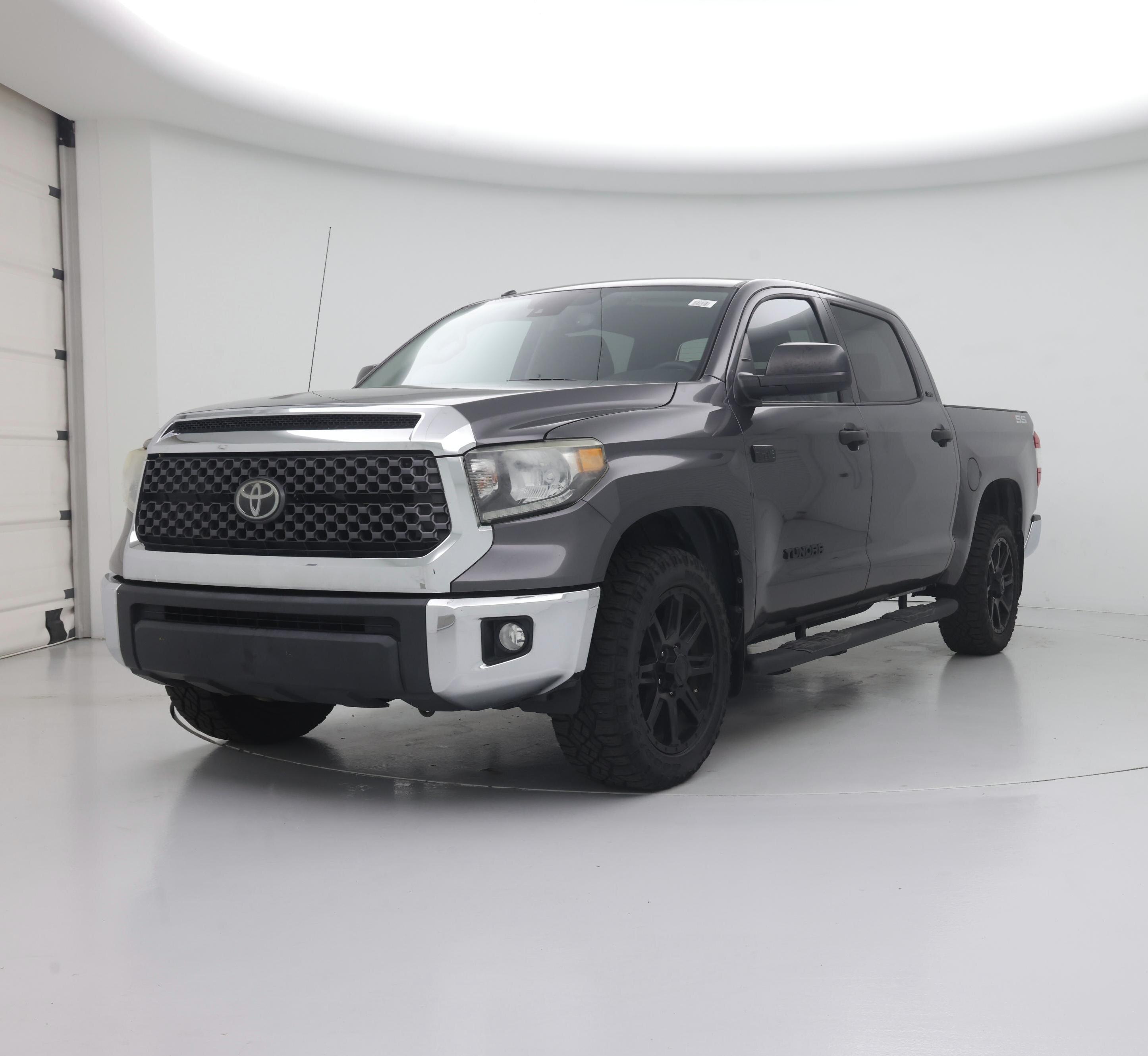 Thumbnail: 2019 Toyota Tundra - 4