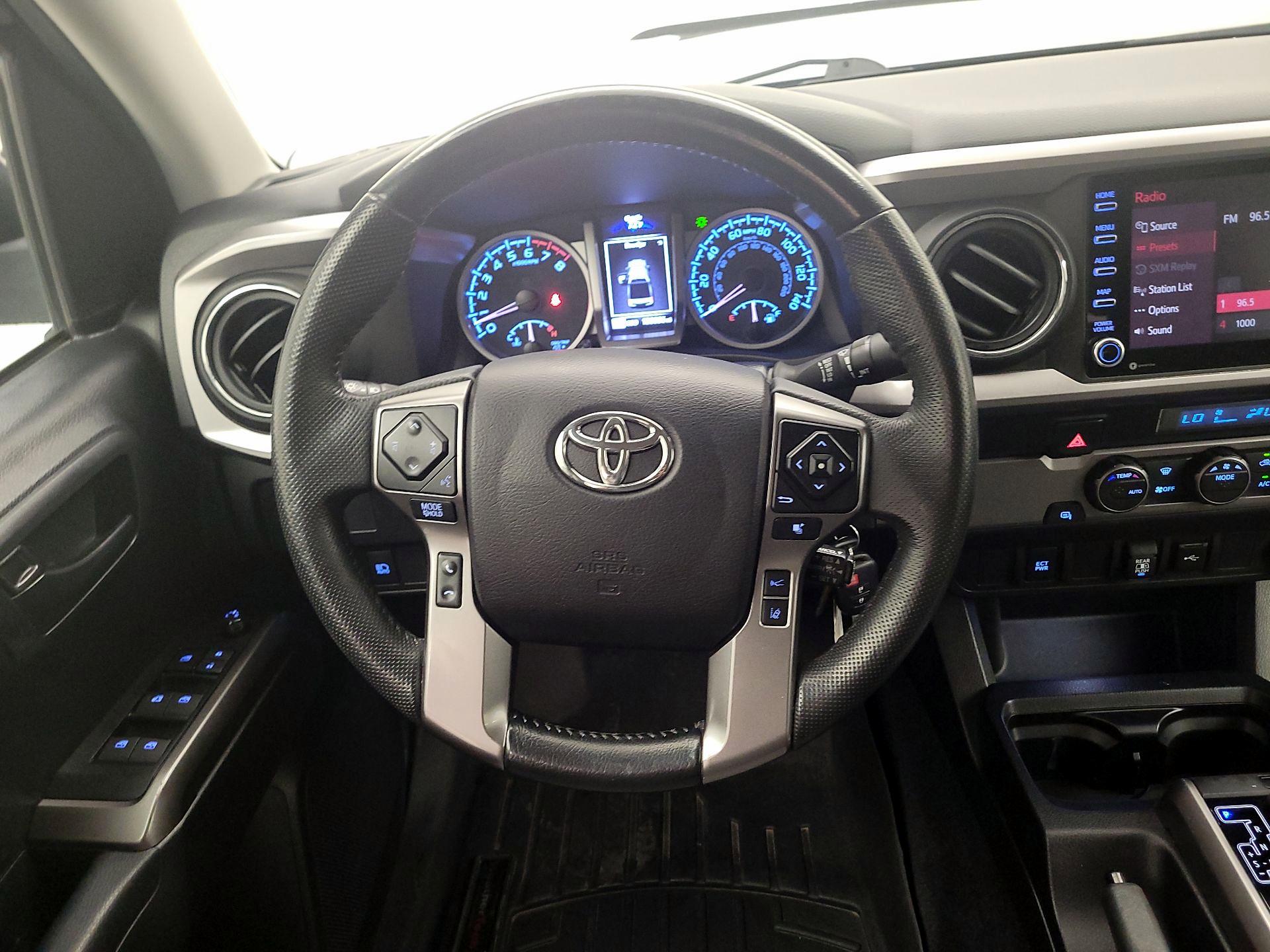 Thumbnail: 2021 Toyota Tacoma - 10