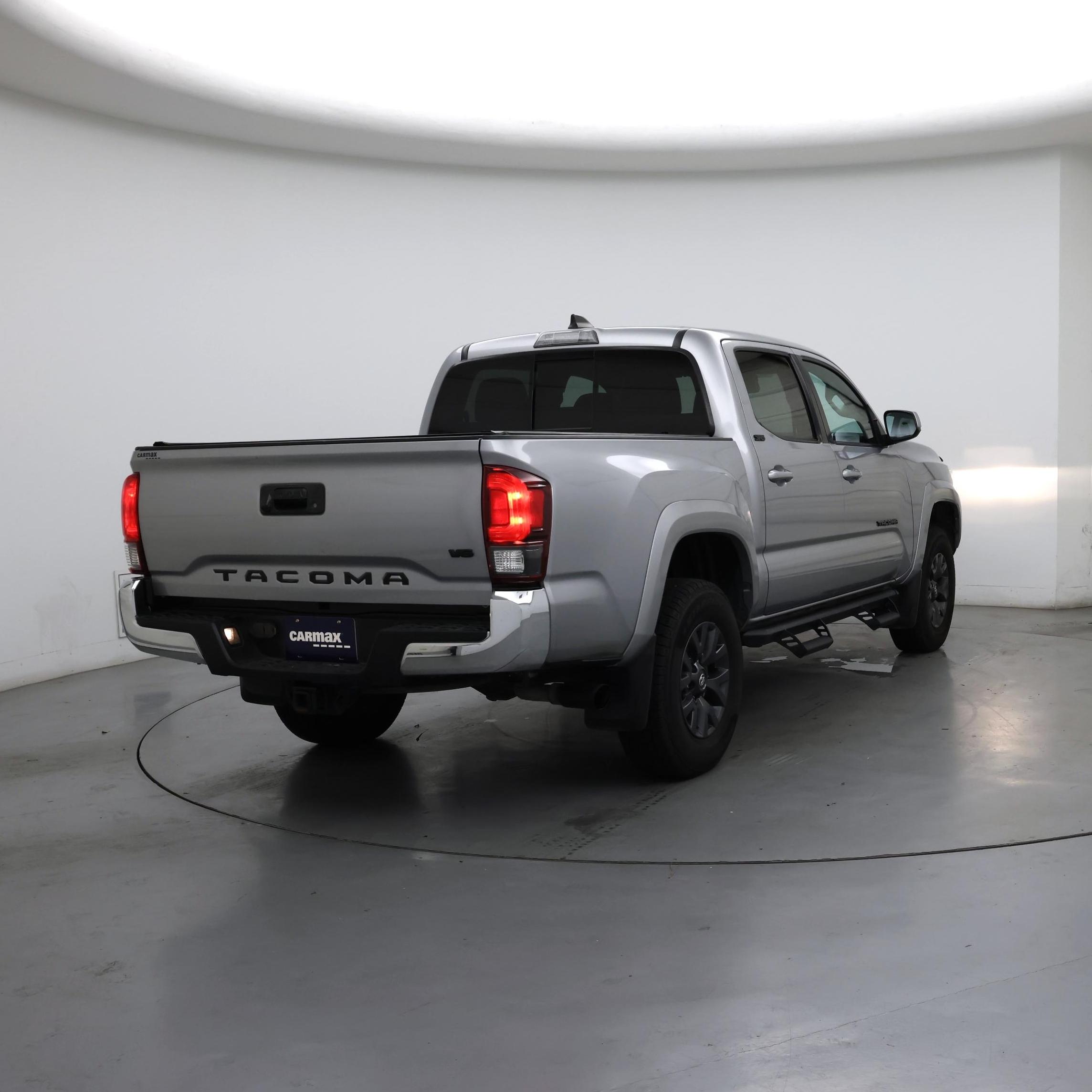 Thumbnail: 2021 Toyota Tacoma - 8