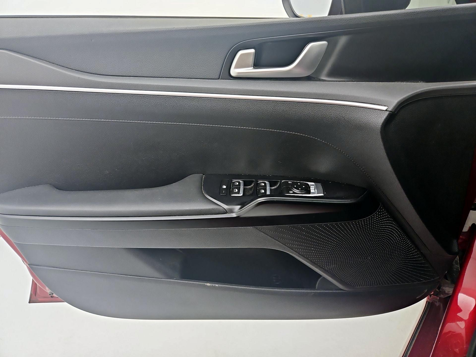 Thumbnail: 2022 Kia K5 - 12