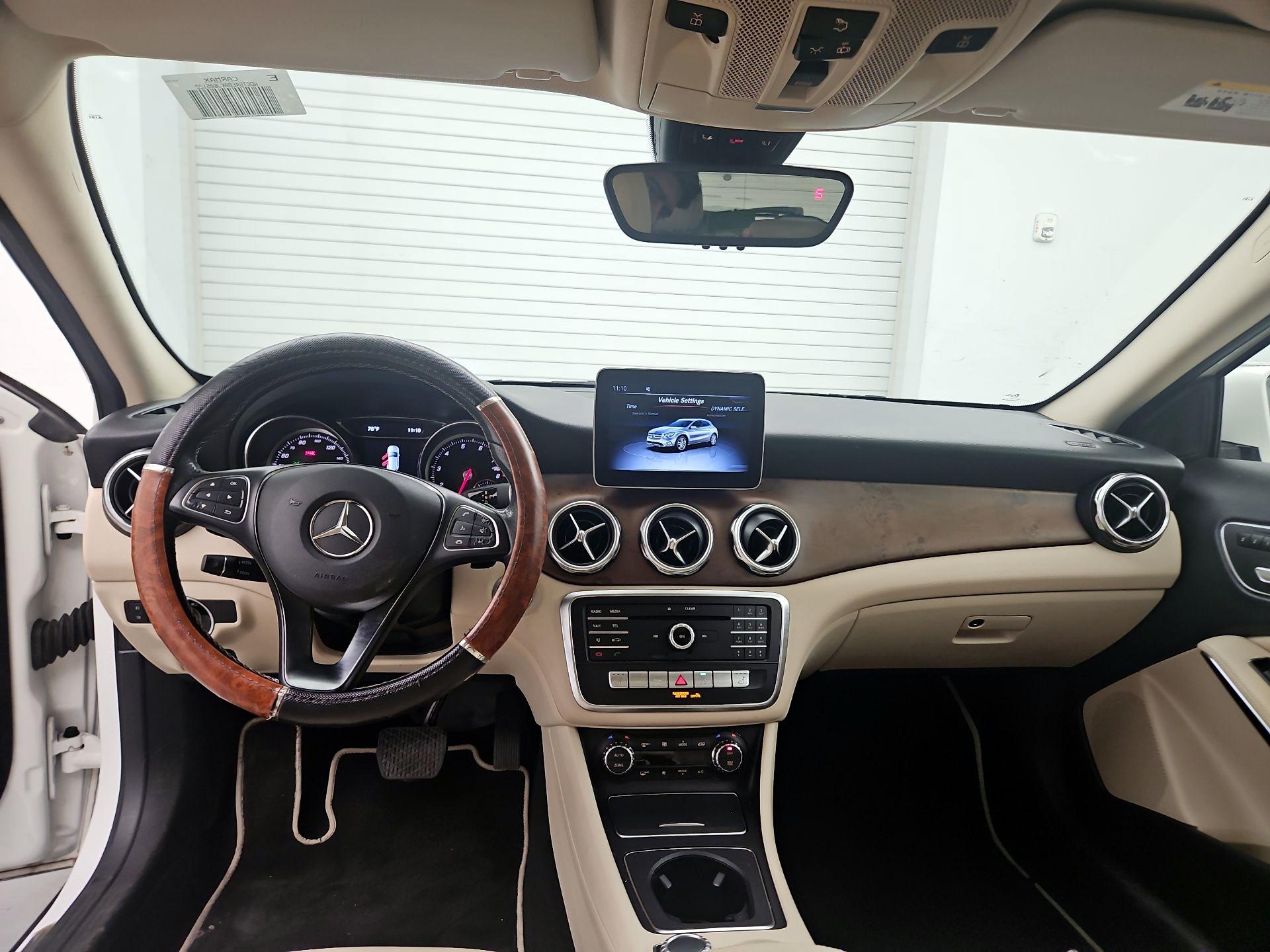 Thumbnail: 2019 Mercedes-Benz GLA - 9