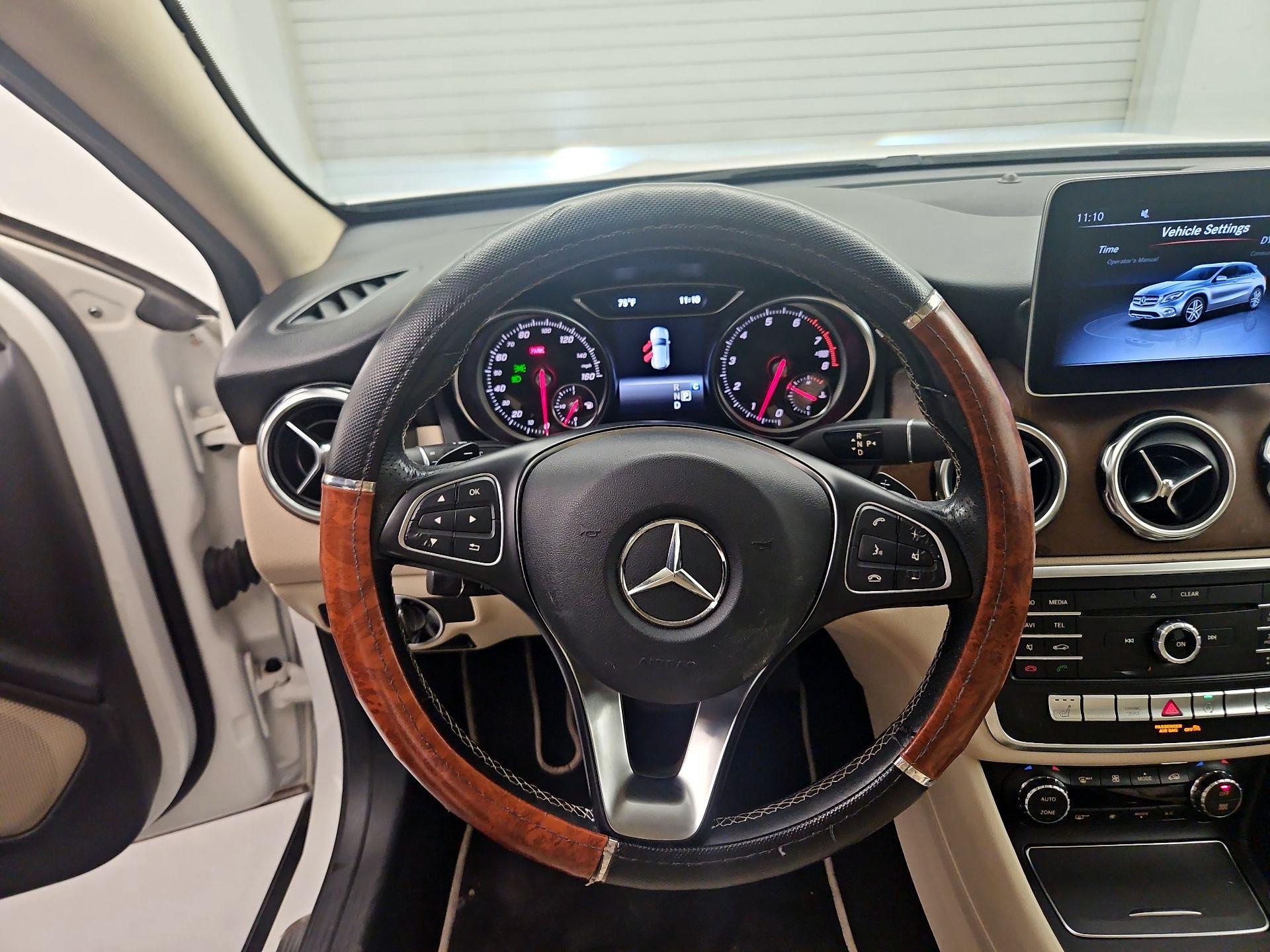 Thumbnail: 2019 Mercedes-Benz GLA - 10