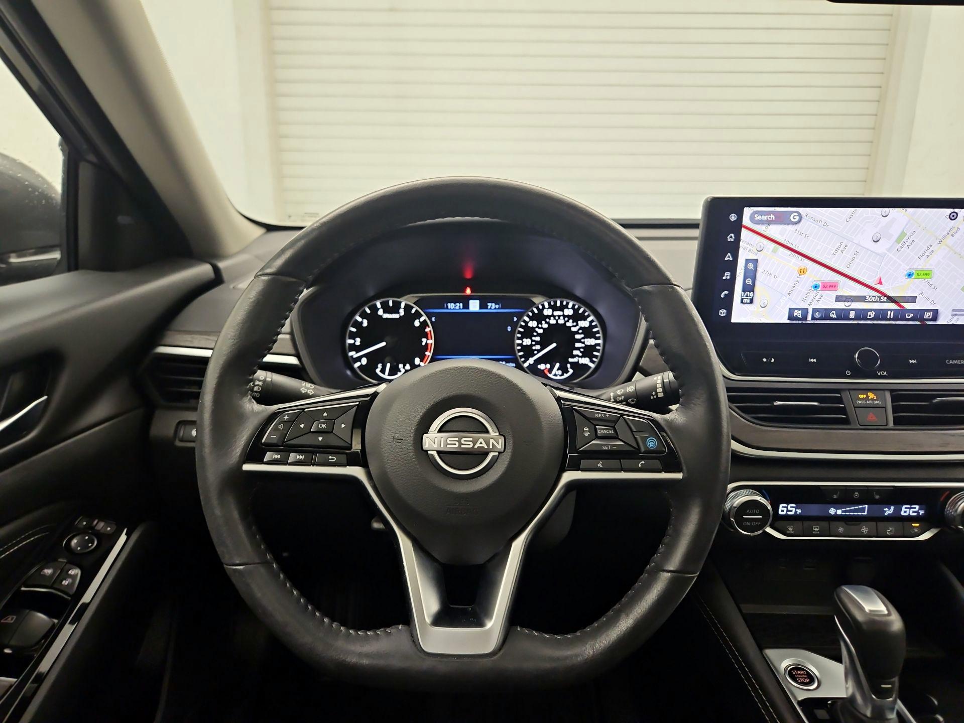 Thumbnail: 2023 Nissan Altima - 10