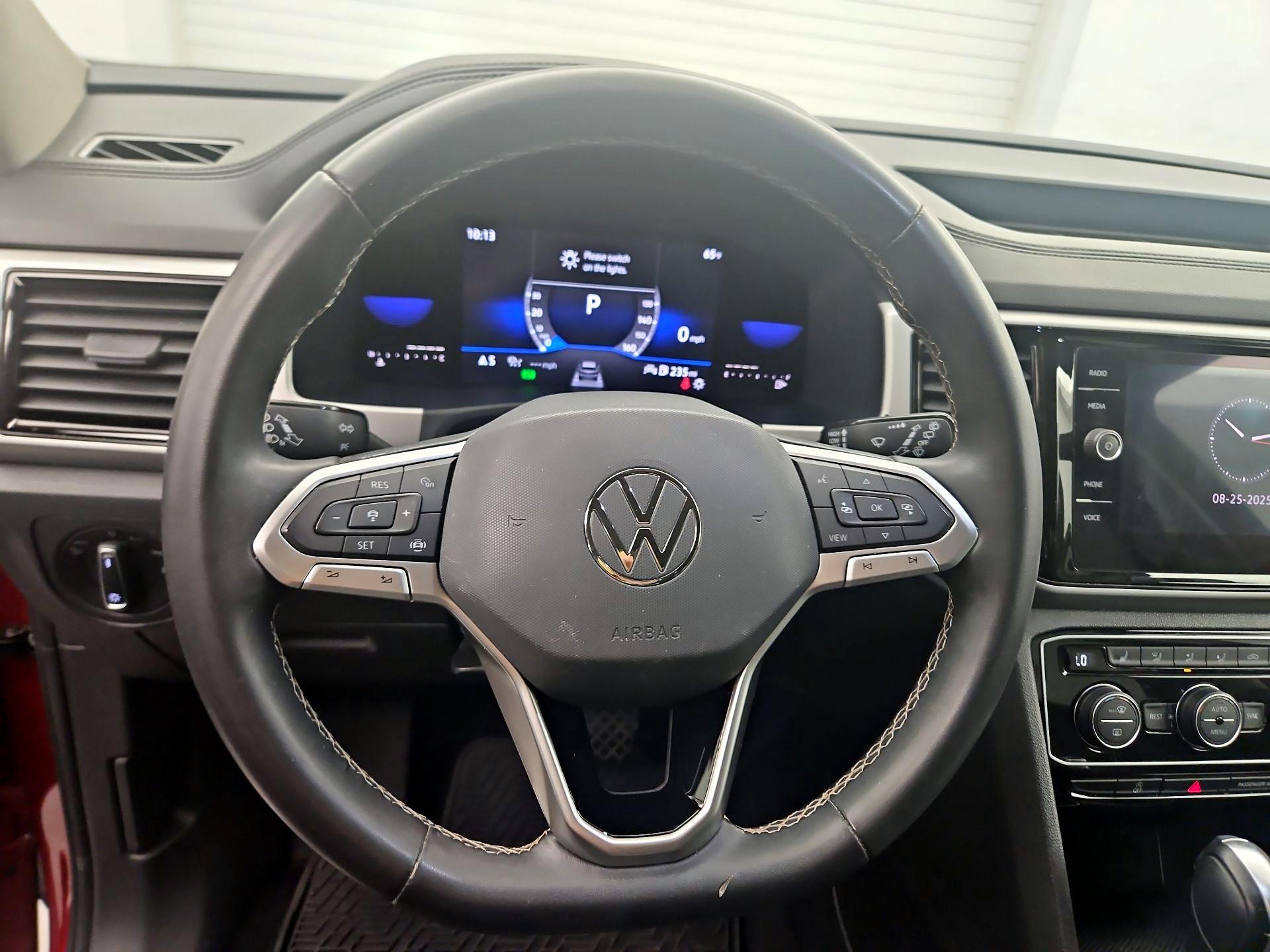 Thumbnail: 2022 Volkswagen Atlas - 10