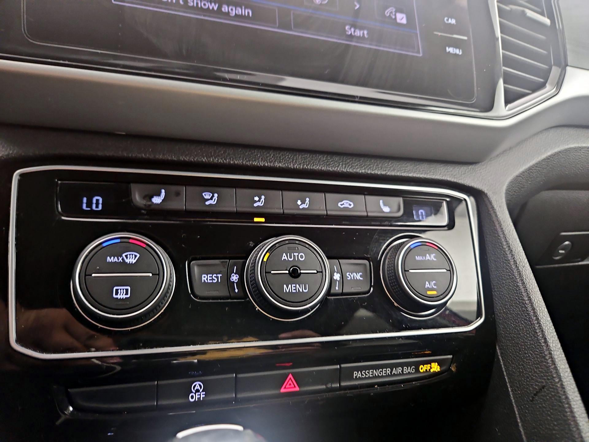 Thumbnail: 2022 Volkswagen Atlas - 16