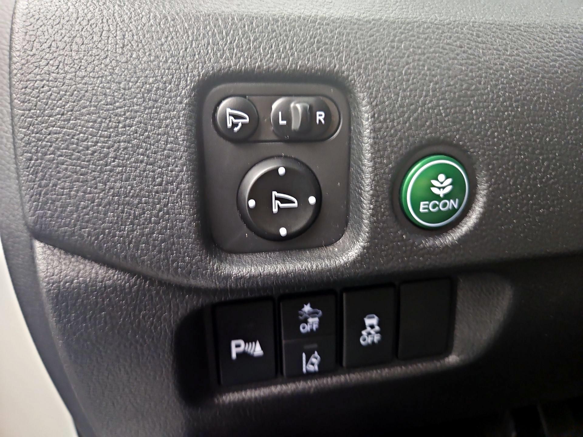 Thumbnail: 2019 Honda Passport - 13
