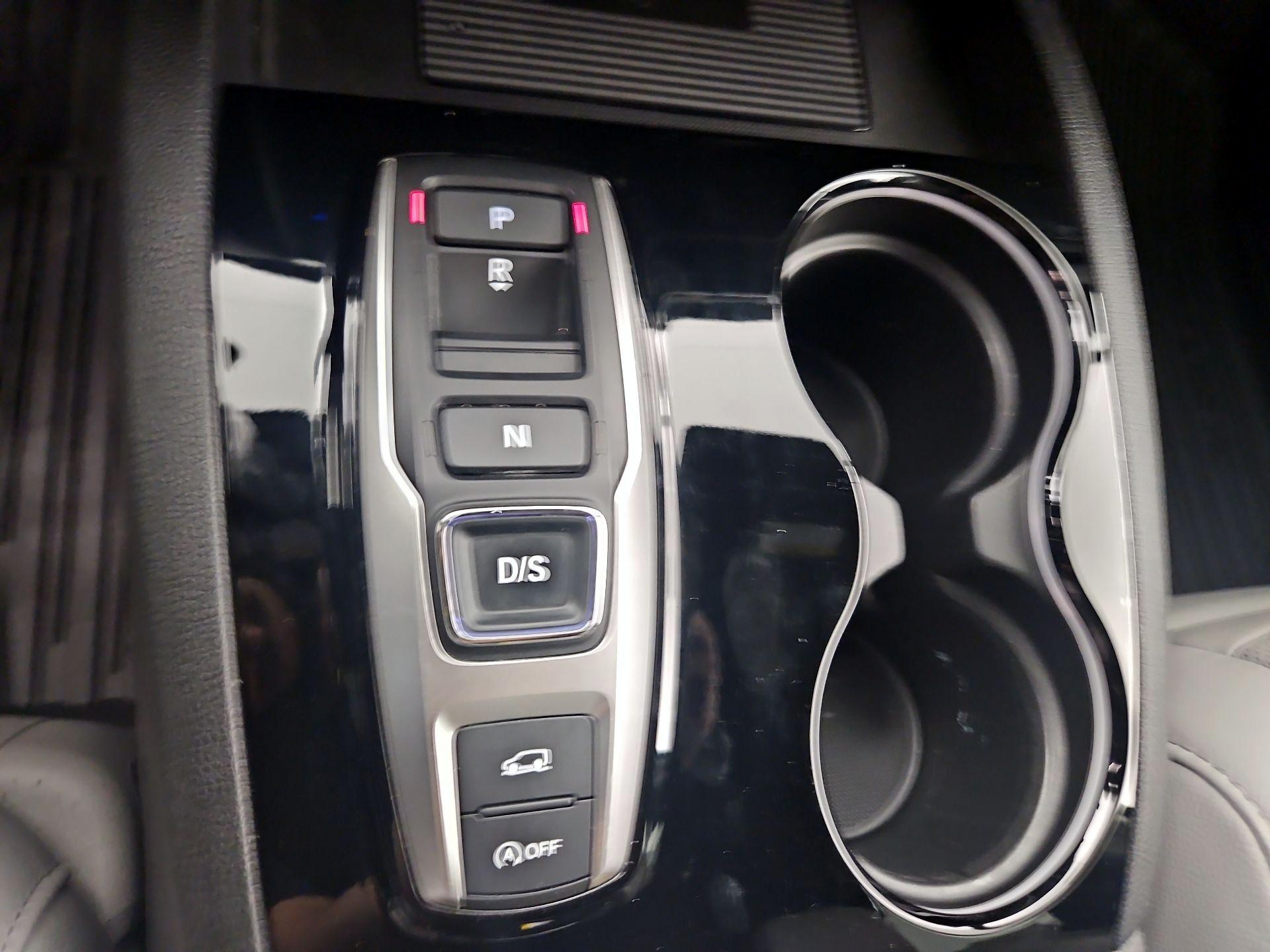 Thumbnail: 2019 Honda Passport - 16